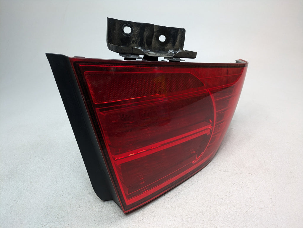 2004 - 2006 OEM ACURA TL REAR LEFT DRIVER SIDE OUTER TAIL LIGHT ASSEMBLY