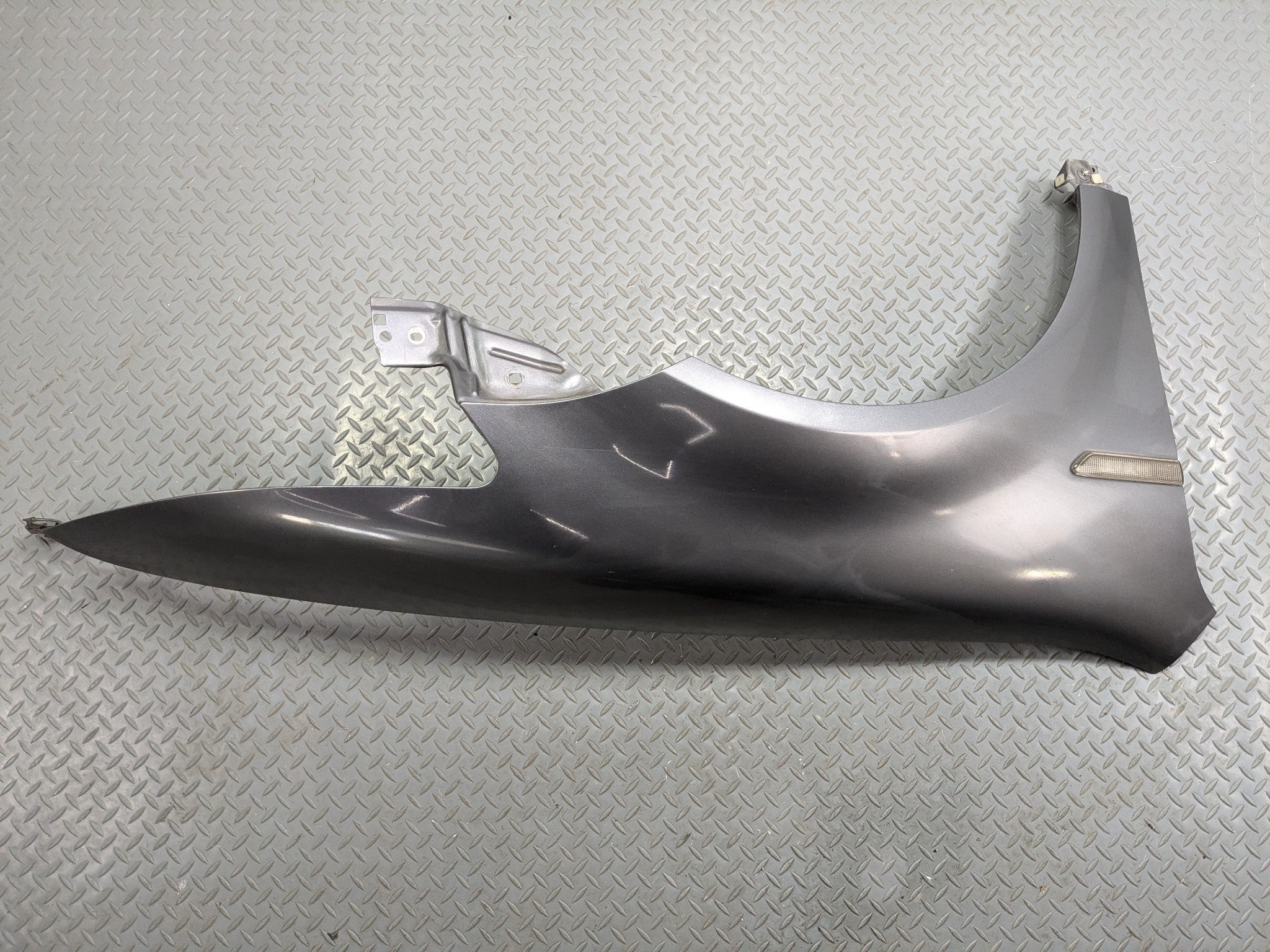 2004 - 2006 OEM ACURA TL FRONT RIGHT PASSENGER SIDE FENDER COVER PANEL