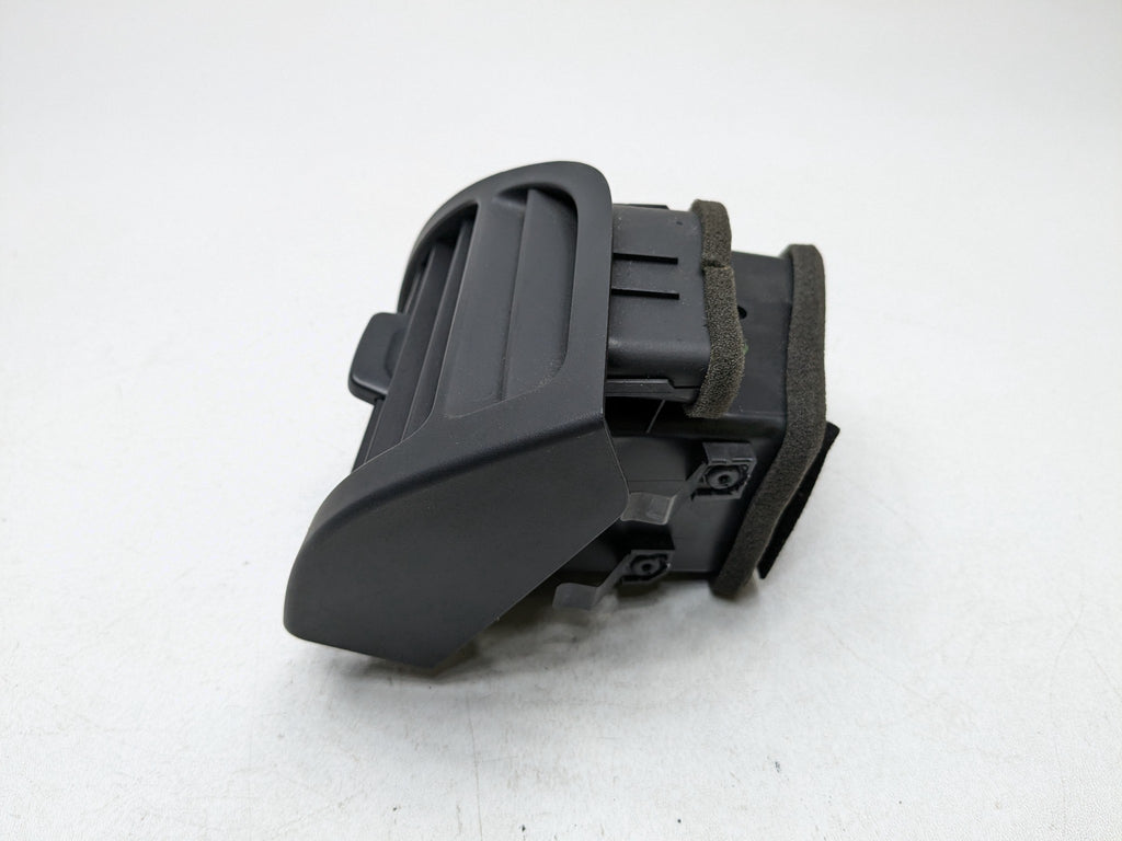 04 - 06 OEM ACURA TL FRONT RIGHT PASSENGER SIDE DASH AIR CONDITIONER HEATER VENT