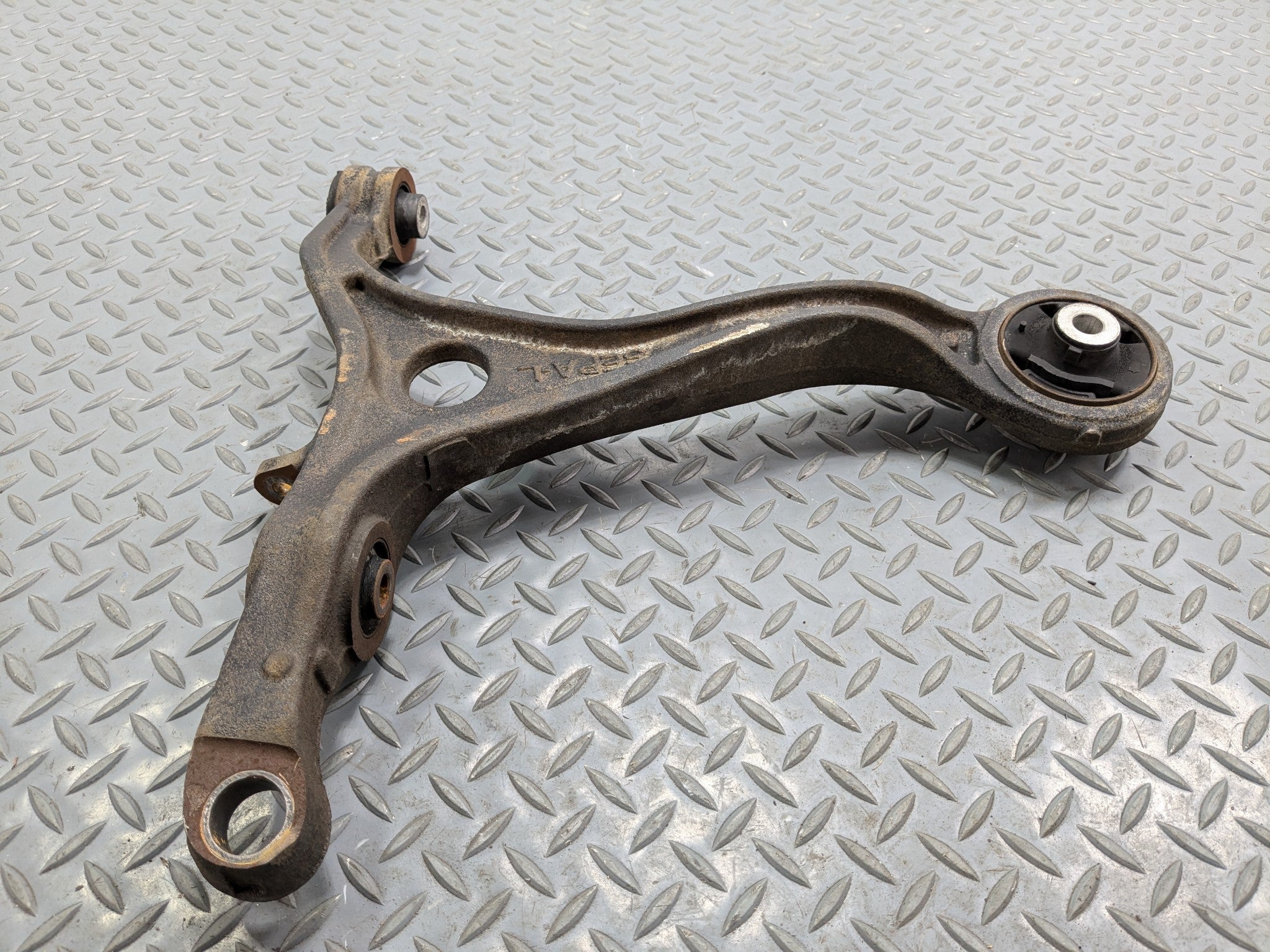 2004 - 2006 OEM ACURA TL FRONT LEFT DRIVER SIDE LOWER SUSPENSION CONTROL ARM
