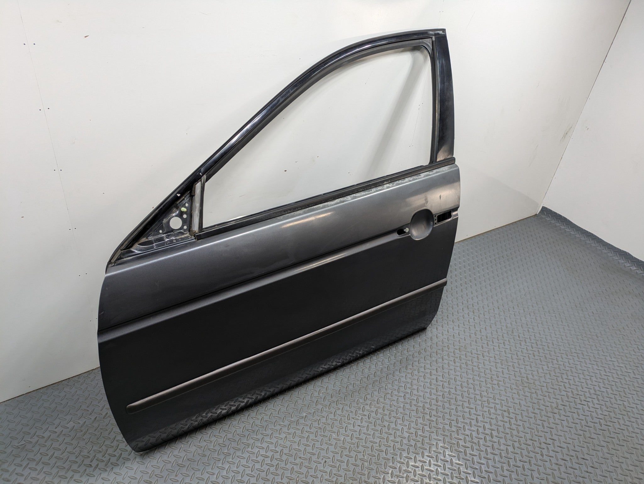 2004 - 2006 OEM ACURA TL FRONT LEFT SIDE DOOR SHELL PANEL ASSEMBLY METALLIC GREY
