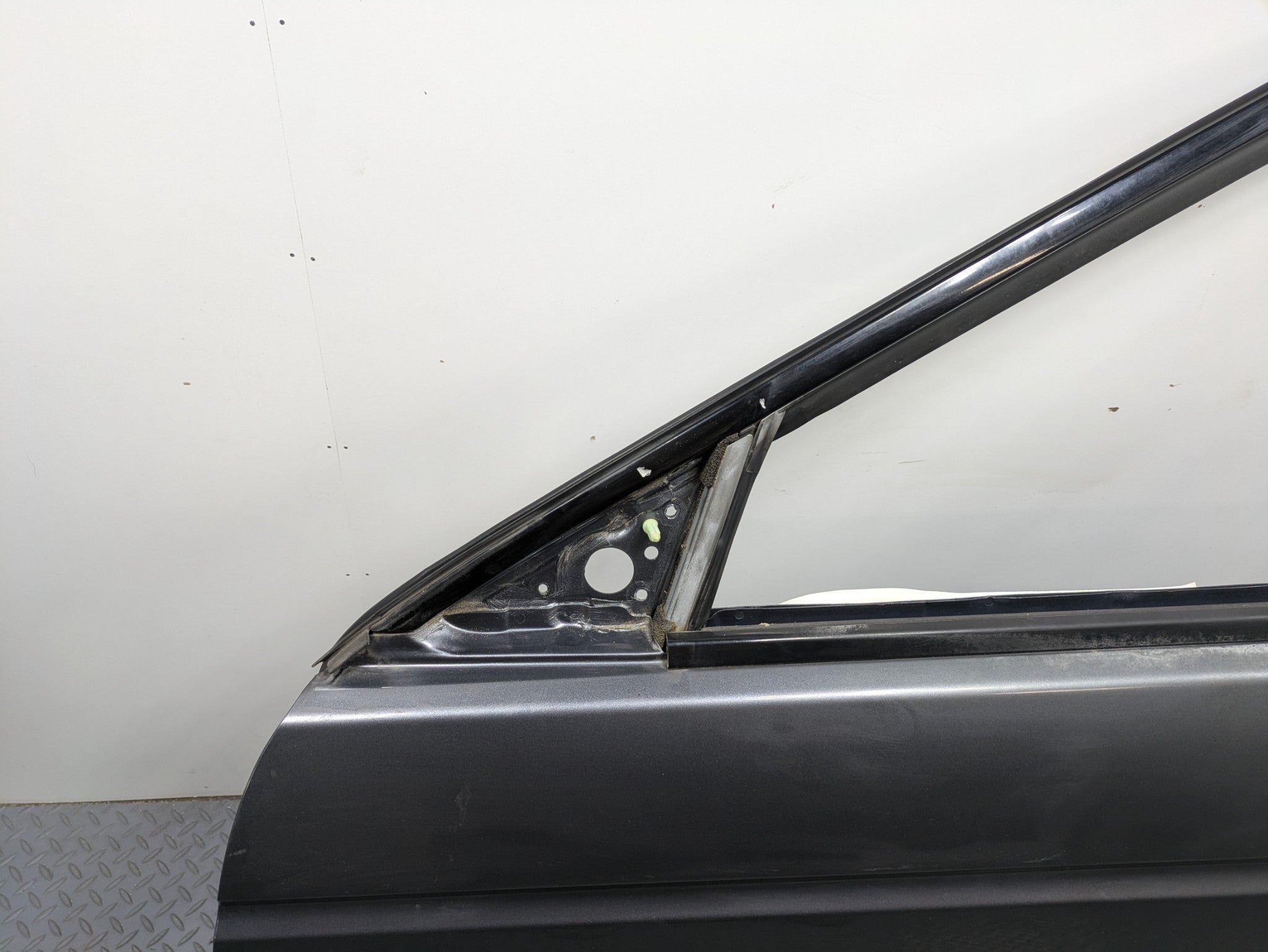 2004 - 2006 OEM ACURA TL FRONT LEFT SIDE DOOR SHELL PANEL ASSEMBLY METALLIC GREY