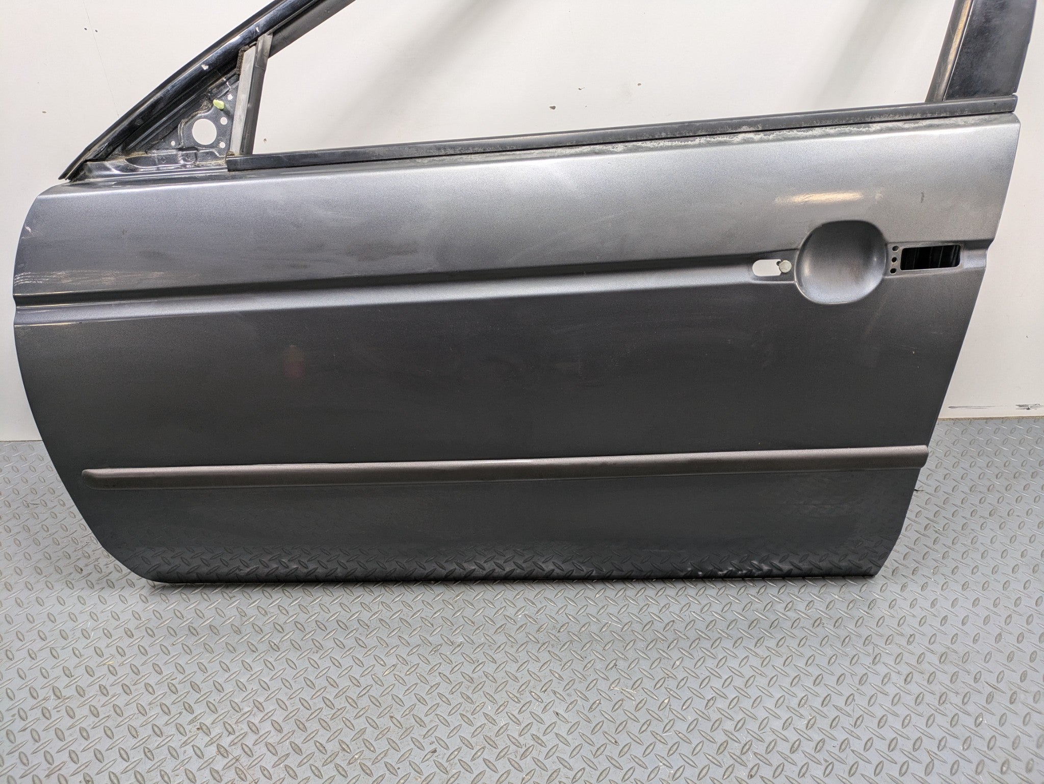 2004 - 2006 OEM ACURA TL FRONT LEFT SIDE DOOR SHELL PANEL ASSEMBLY METALLIC GREY