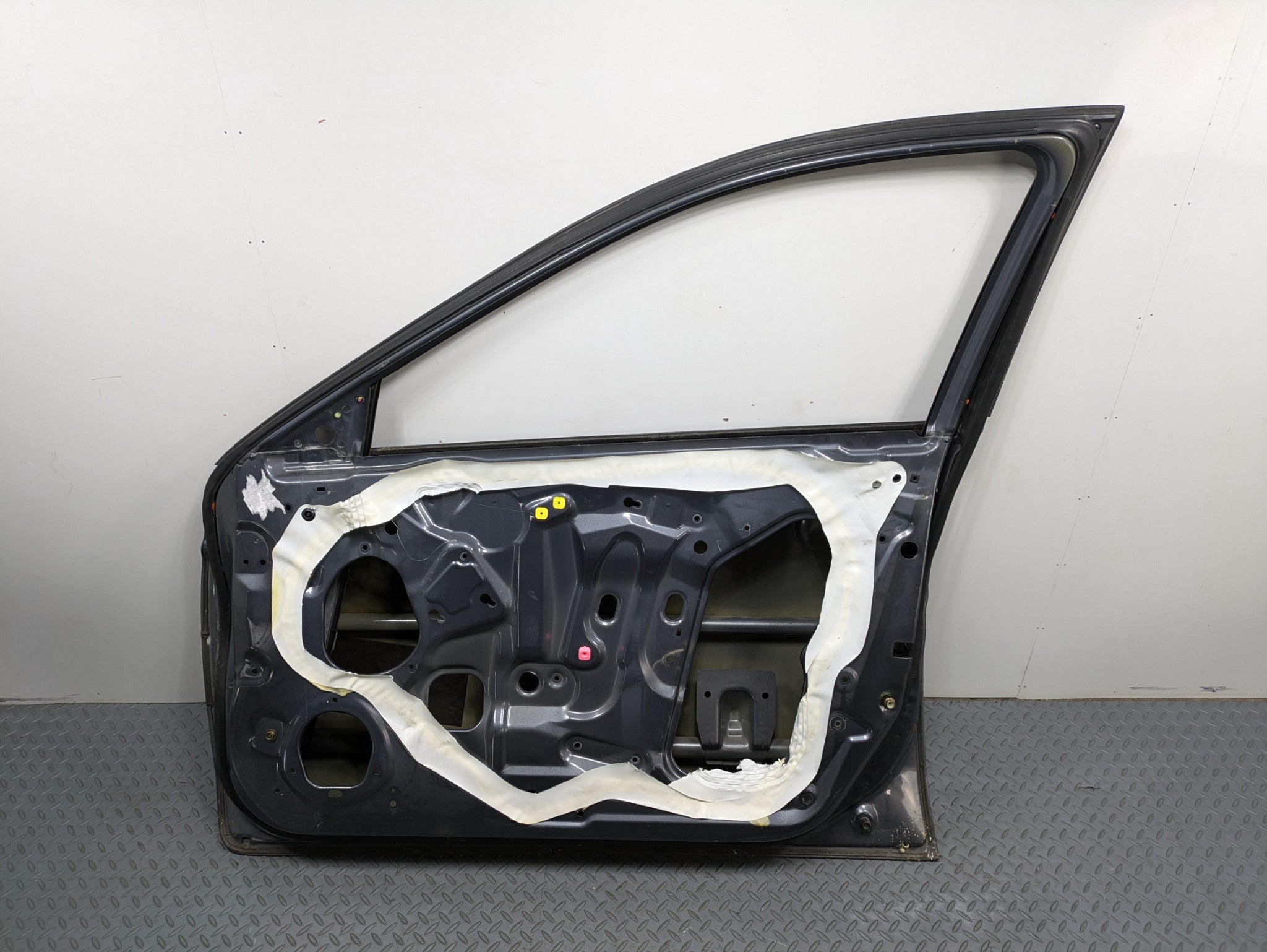 2004 - 2006 OEM ACURA TL FRONT RIGHT SIDE DOOR SHELL PANEL METALLIC GREY