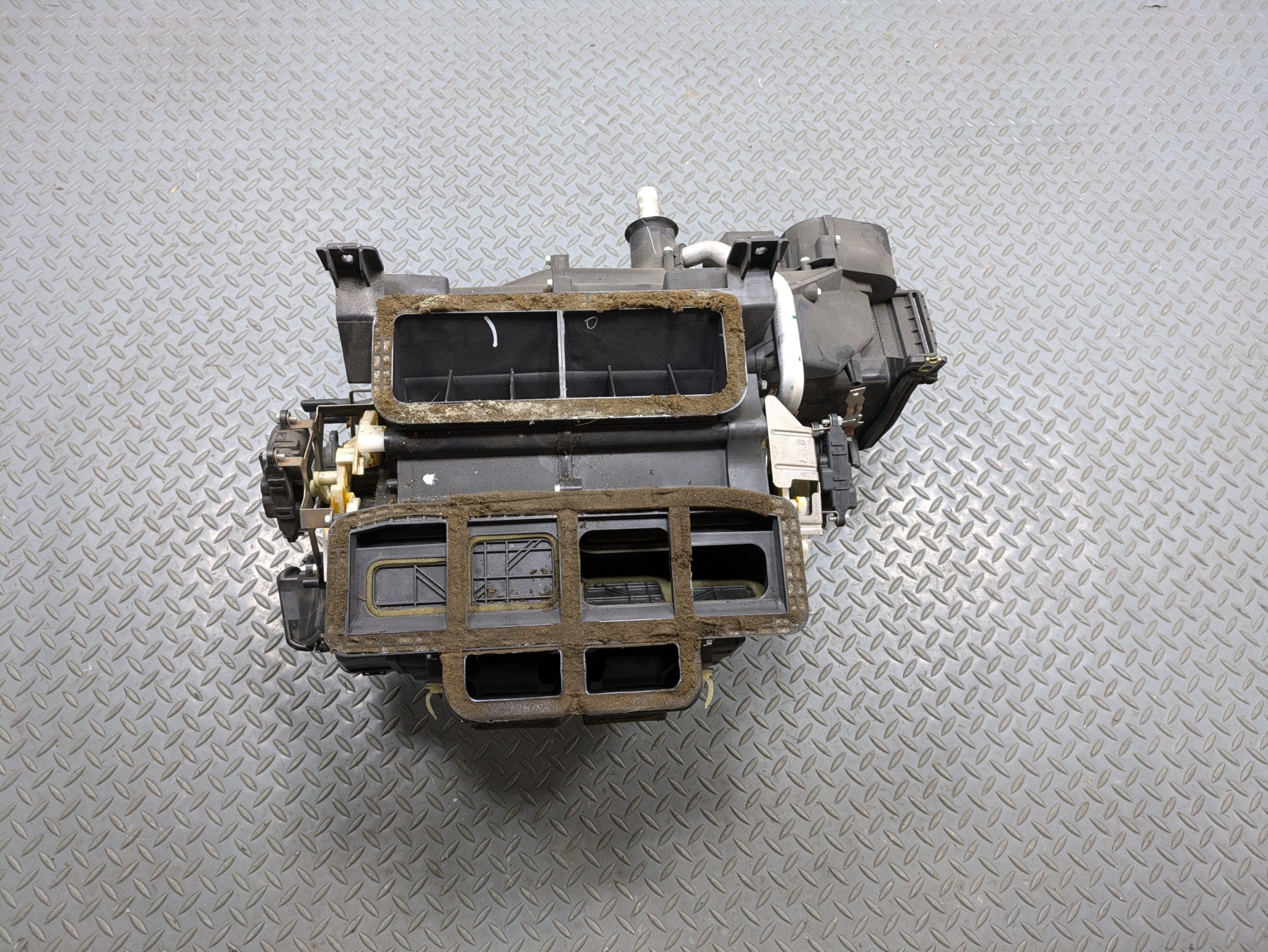 2004 - 2006 OEM ACURA TL AC EVAPORATOR CLIMATE HEATER CORE ASSEMBLY