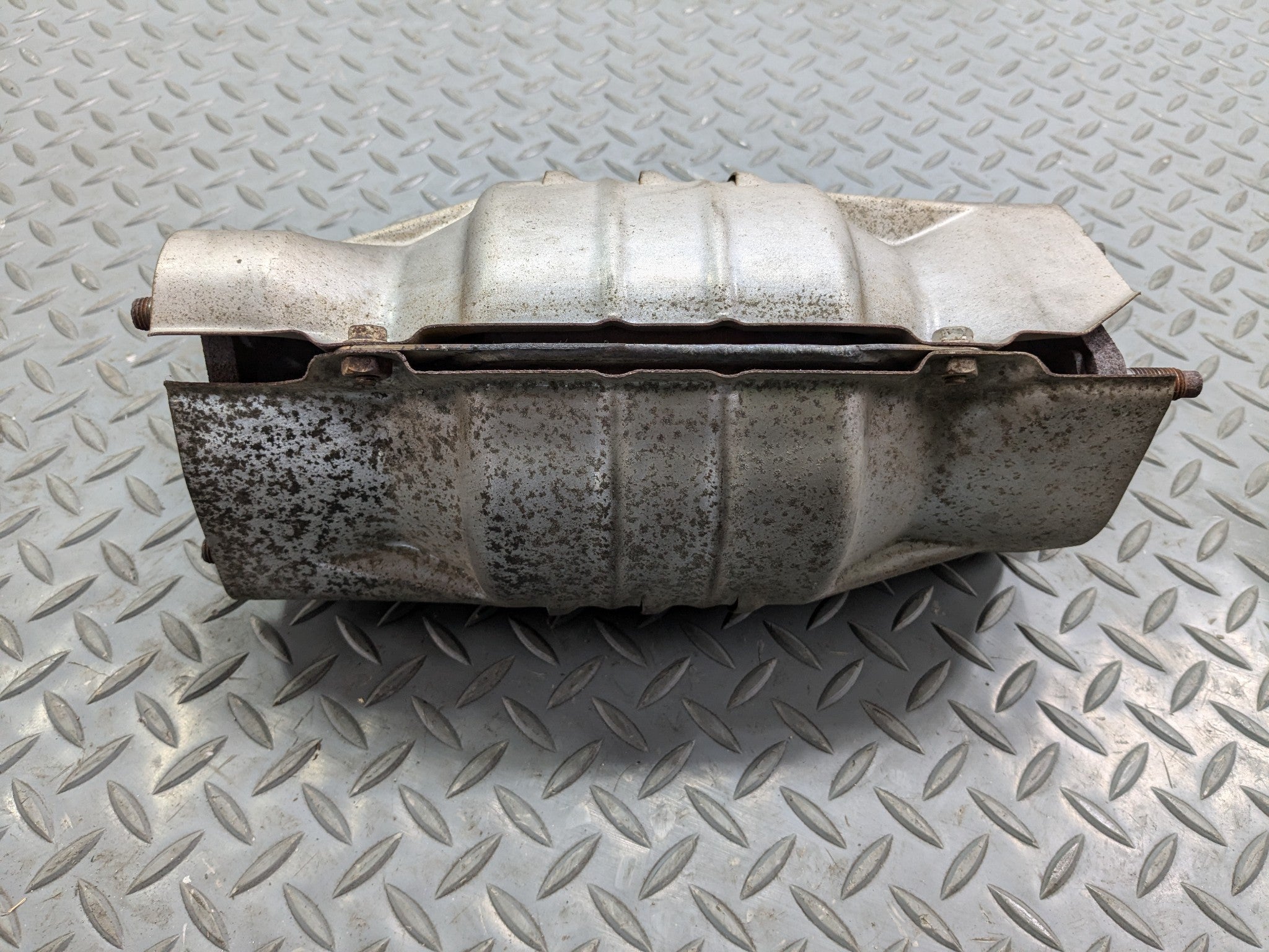2004 - 2006 OEM ACURA TL CENTER EXHAUST MANIFOLD DOWNPIPE WITH HEAT SHIELD