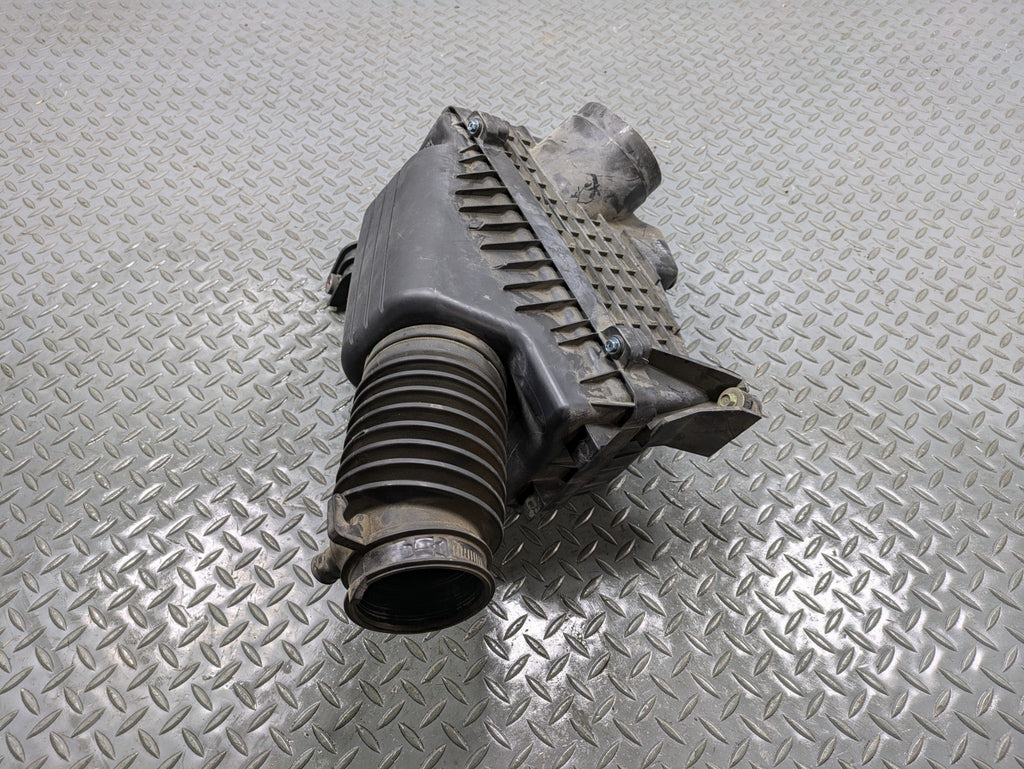 2004 - 2006 OEM ACURA TL ENGINE AIR CLEANER FILTER HOUSING BOX ASSEMBLY
