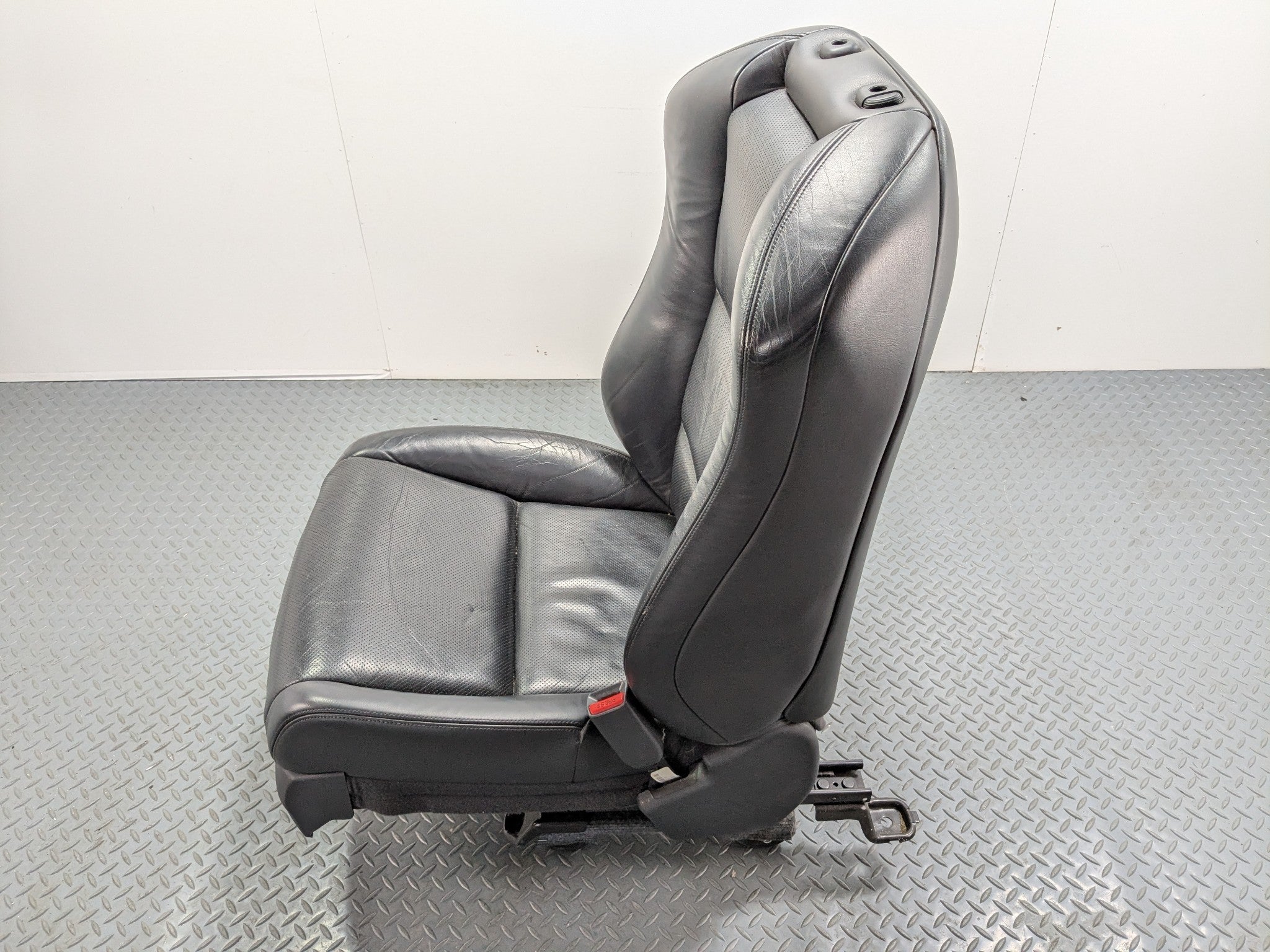 2004 - 2006 OEM ACURA TL FRONT RIGHT PASSENGER SIDE POWER SEAT BLACK LEATHER