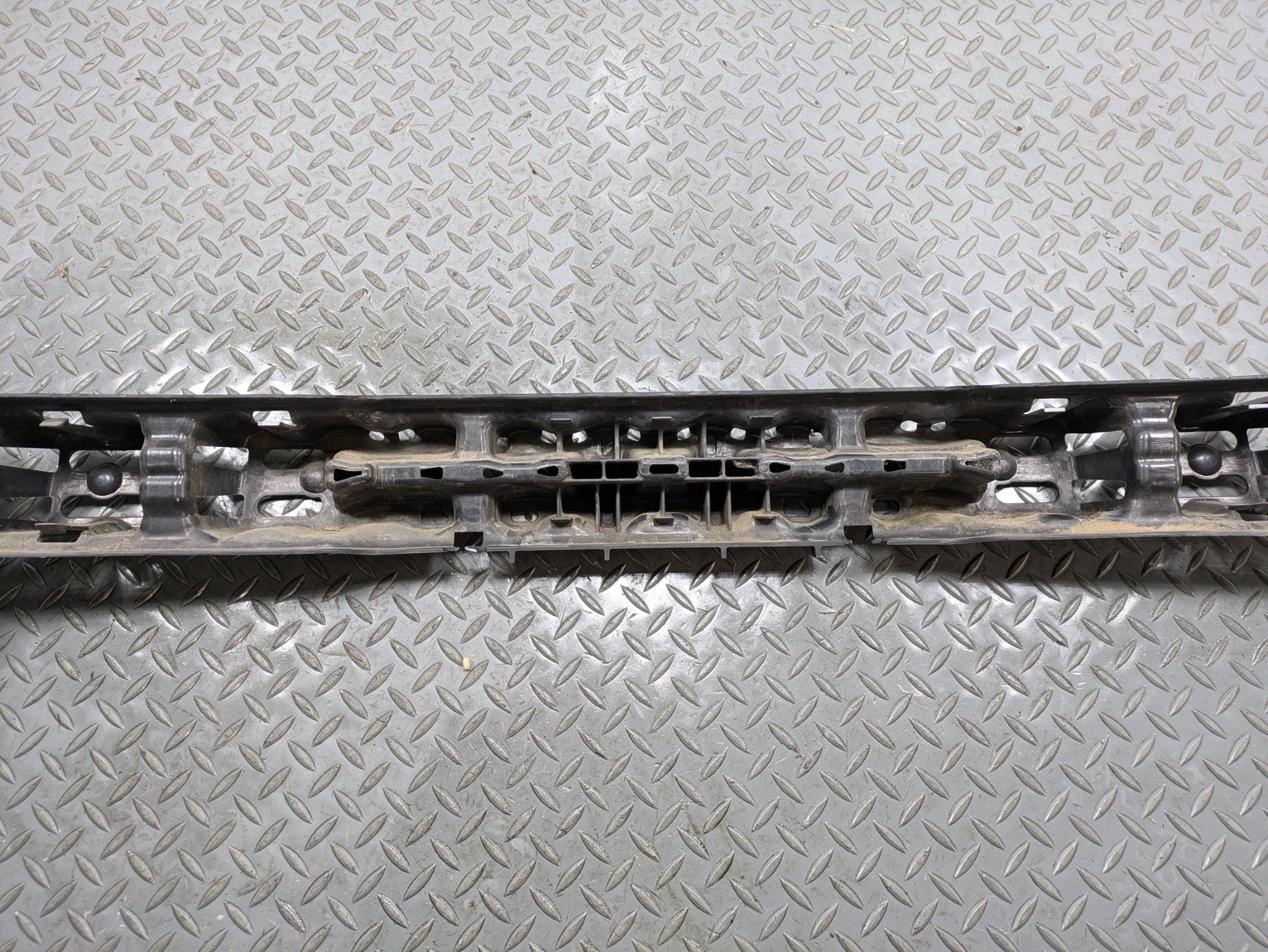 2004 - 2006 OEM ACURA TL REAR BUMPER SUPPORT REINFORCEMENT IMPACT BAR