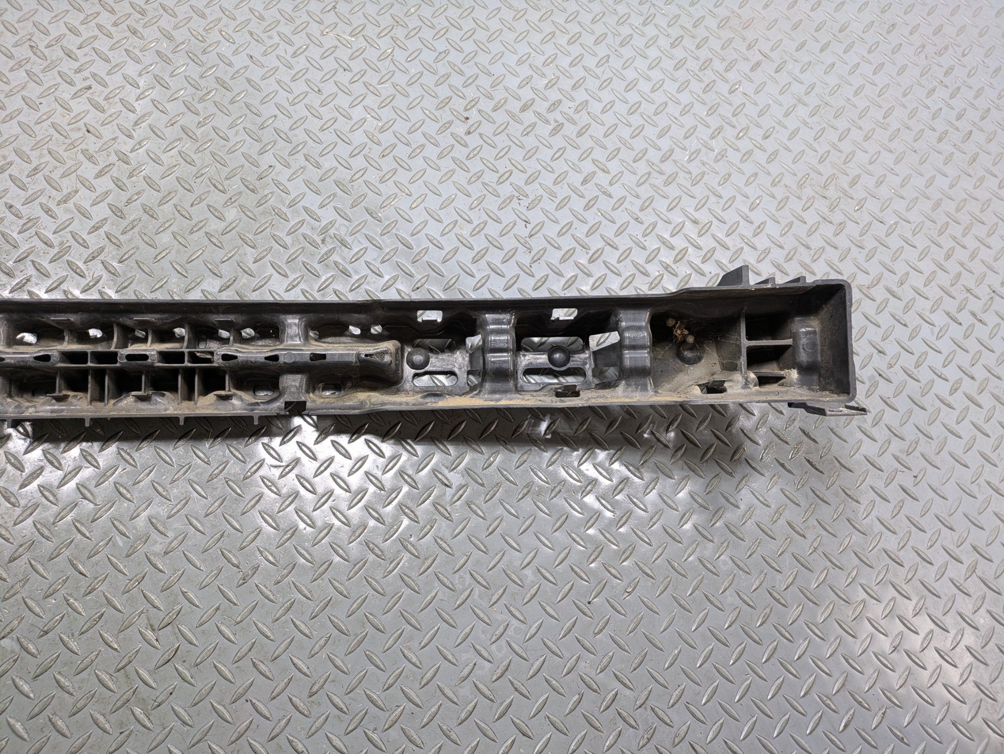 2004 - 2006 OEM ACURA TL REAR BUMPER SUPPORT REINFORCEMENT IMPACT BAR