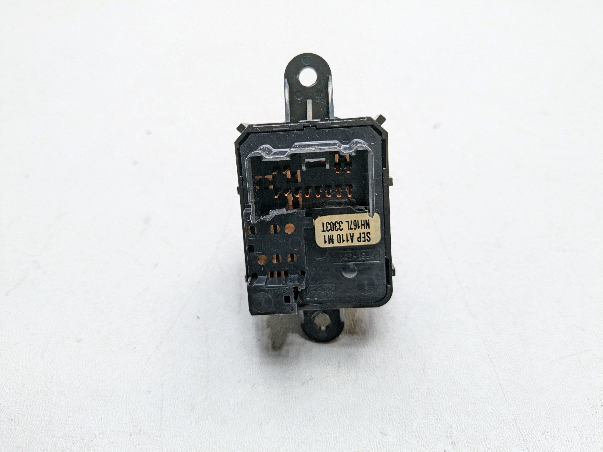 2004 - 2006 OEM ACURA TL FRONT LEFT SIDE POWER MIRROR ADJUSTMENT CONTROL SWITCH
