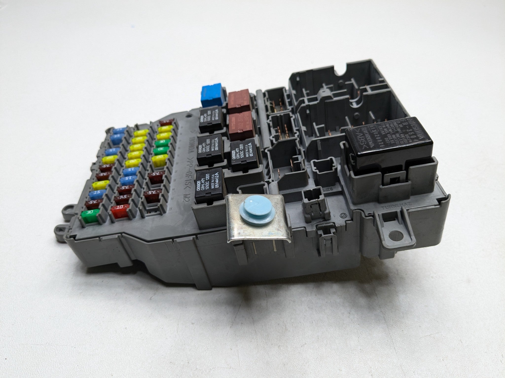 2004 - 2006 OEM ACURA TL INTERIOR RELAY JUNCTION BLOCK CABIN FUSE BOX