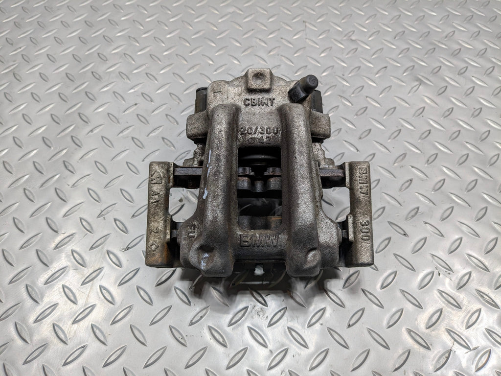 2016 - 2019 OEM BMW 330I REAR LEFT DRIVER SIDE BRAKE CALIPER FITS