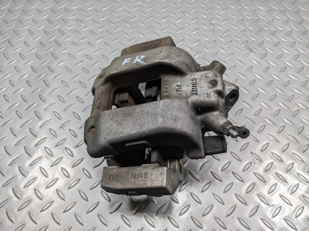 2016 - 2019 OEM BMW 330I FRONT RIGHT PASSENGER SIDE BRAKE CALIPER FITS