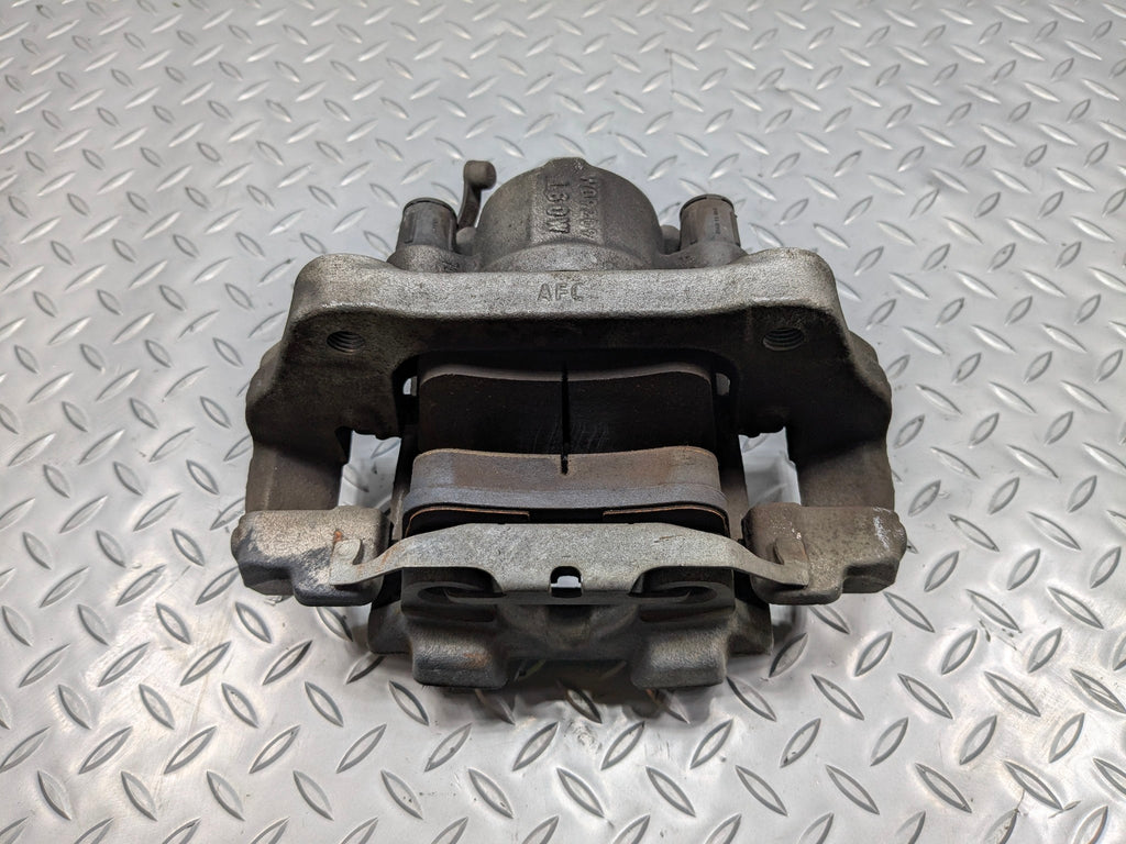 2016 - 2019 OEM BMW 330I FRONT RIGHT PASSENGER SIDE BRAKE CALIPER FITS