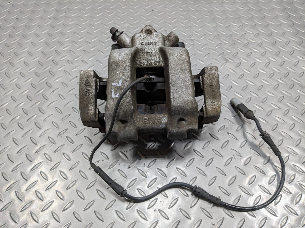 2016 - 2019 OEM BMW 330I FRONT LEFT DRIVER SIDE BRAKE CALIPER FITS