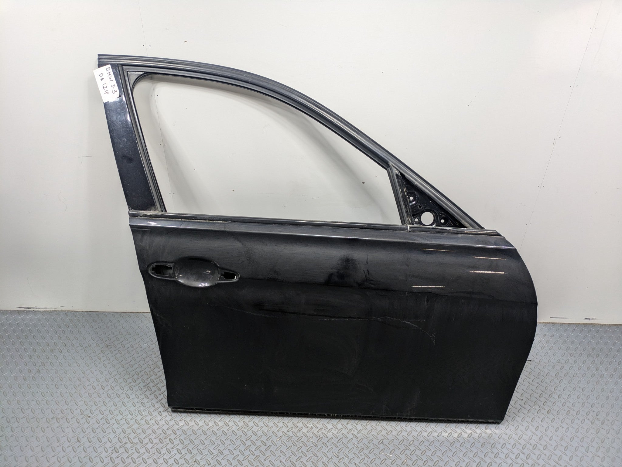 2016 - 2019 OEM BMW 330I FRONT RIGHT SIDE DOOR SHELL PANEL BLACK ASSEMBLY