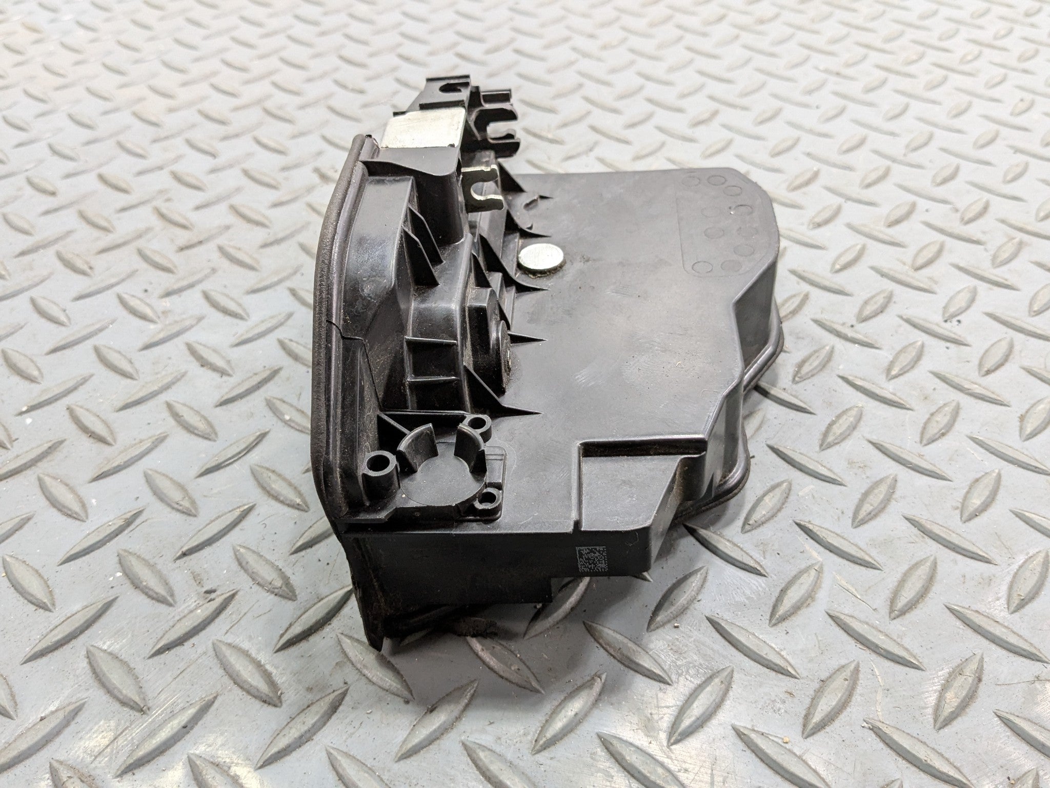 2016 - 2019 OEM BMW 330I REAR LEFT DRIVER SIDE DOOR LATCH LOCK ACTUATOR