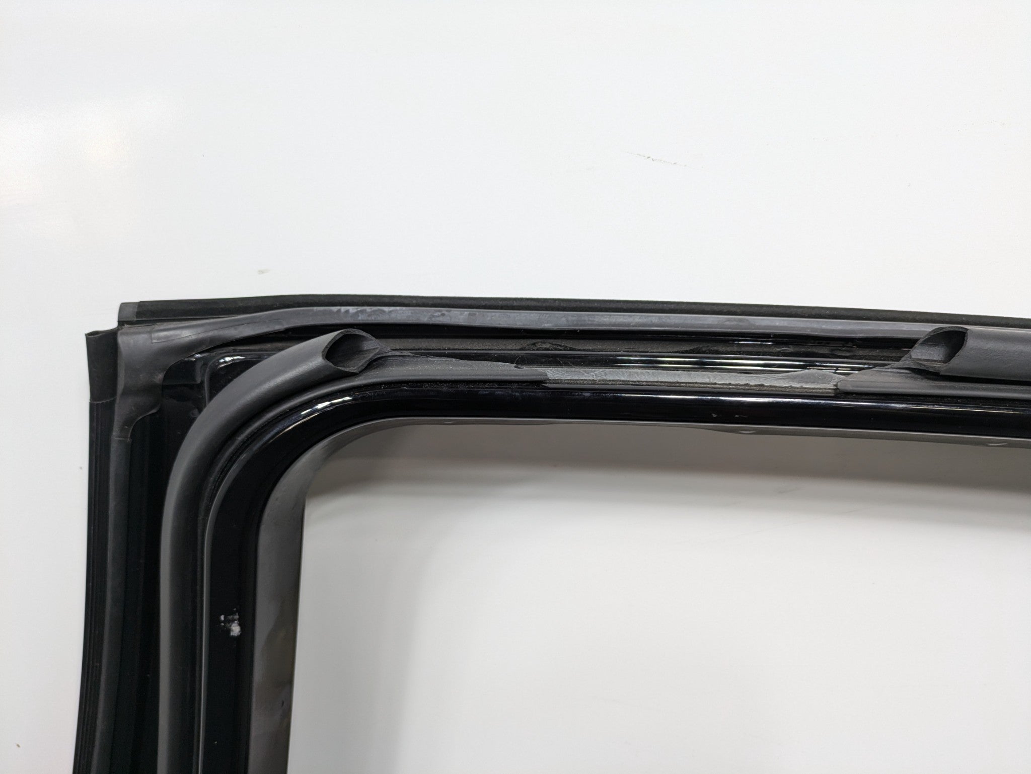 2016 - 2019 OEM BMW 330I REAR LEFT DRIVER SIDE DOOR SHELL PANEL BLACK ASSEMBLY