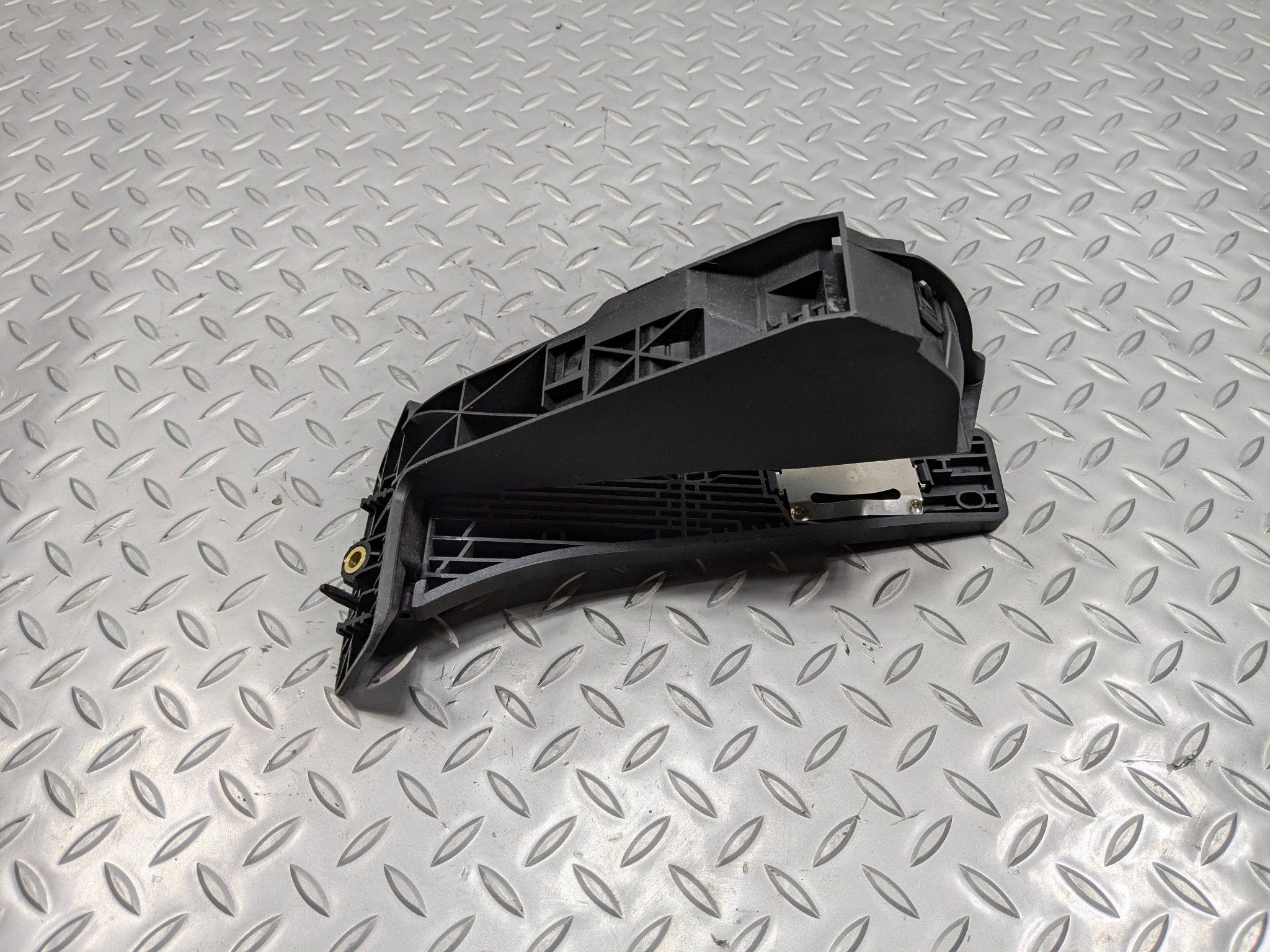 2016 - 2019 OEM BMW 330I GAS ACCELERATOR THROTTLE FOOT PEDAL ASSEMBLY