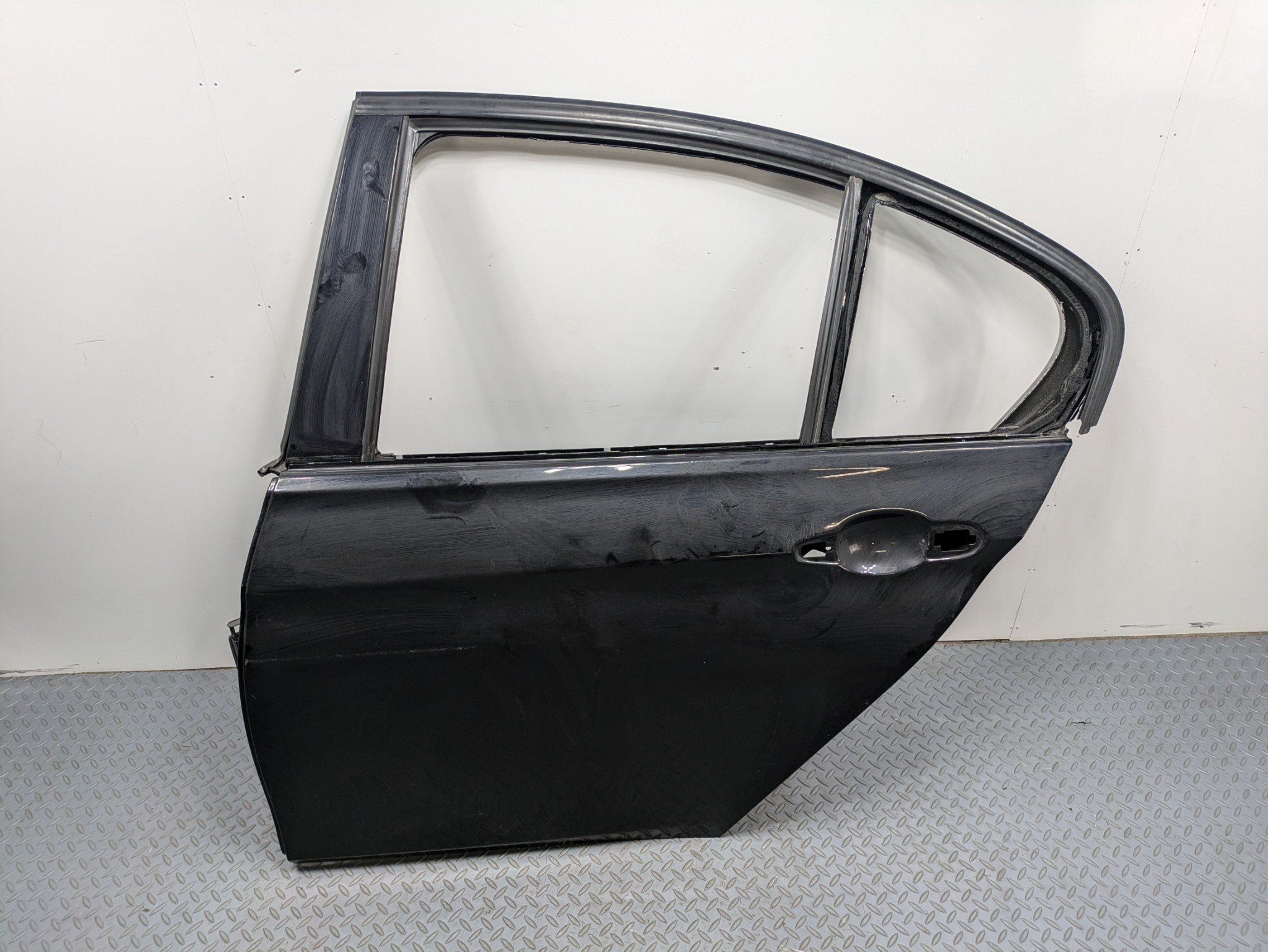 2016 - 2019 OEM BMW 330I REAR LEFT DRIVER SIDE DOOR SHELL PANEL BLACK ASSEMBLY