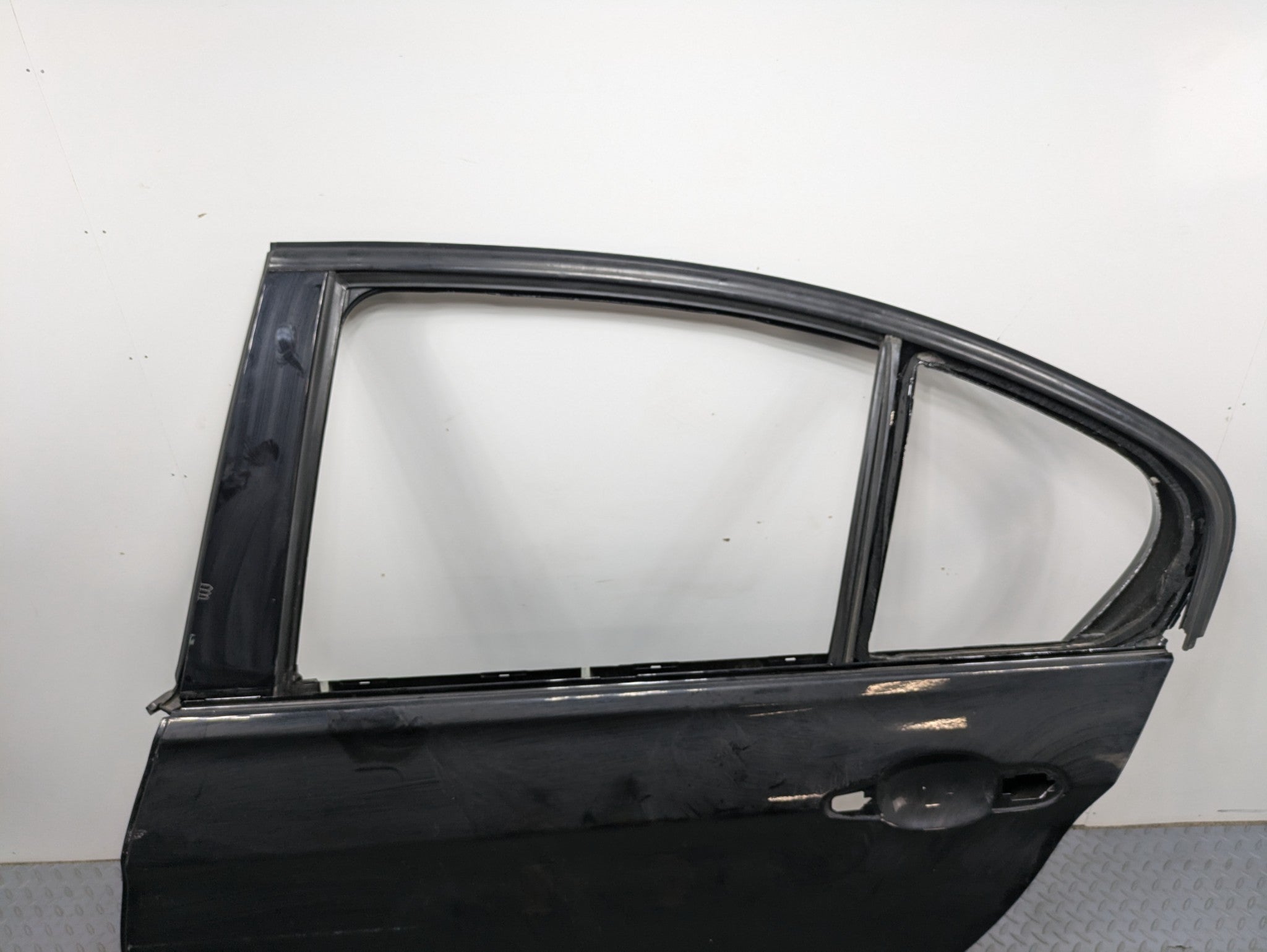 2016 - 2019 OEM BMW 330I REAR LEFT DRIVER SIDE DOOR SHELL PANEL BLACK ASSEMBLY