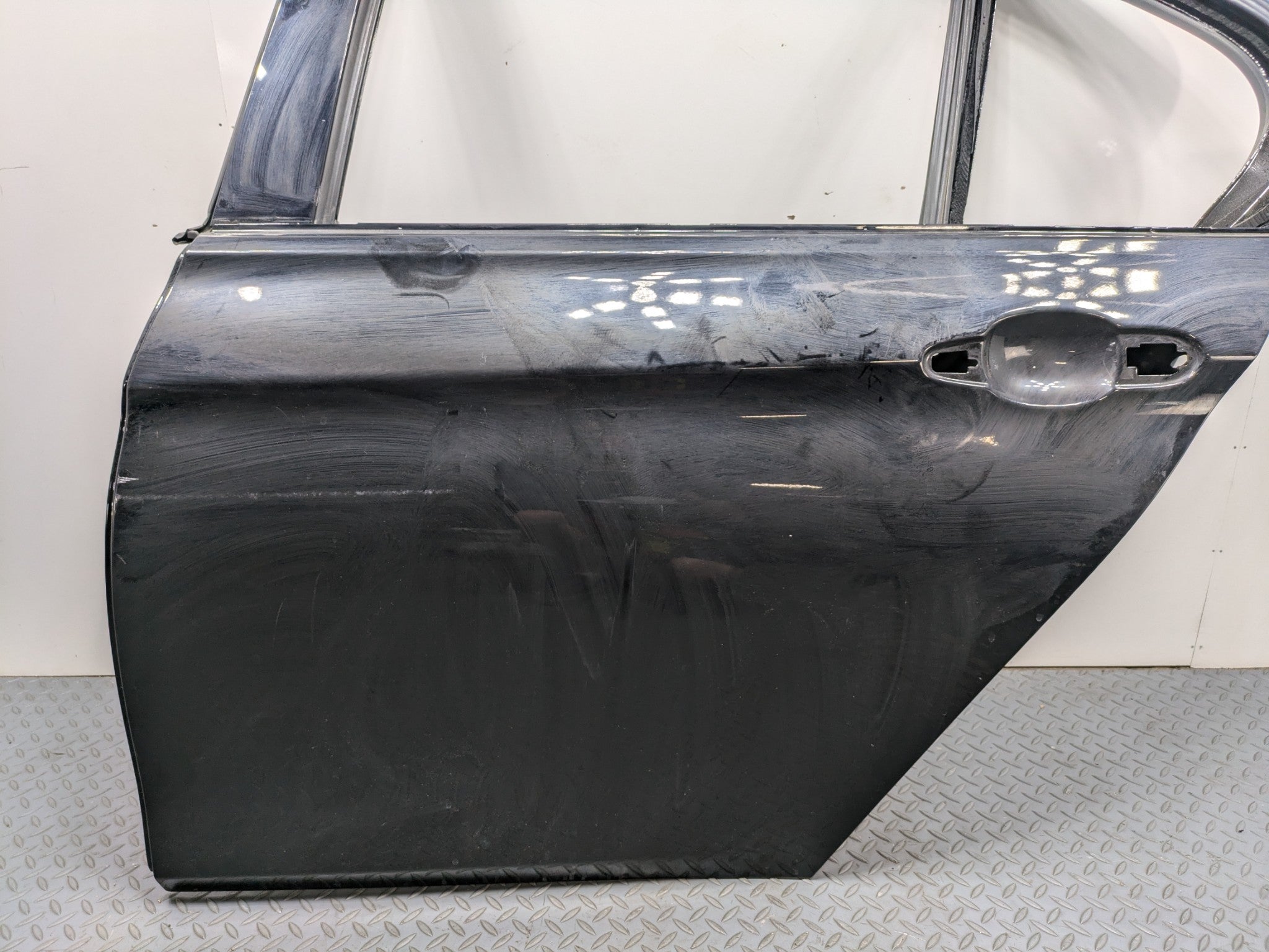 2016 - 2019 OEM BMW 330I REAR LEFT DRIVER SIDE DOOR SHELL PANEL BLACK ASSEMBLY