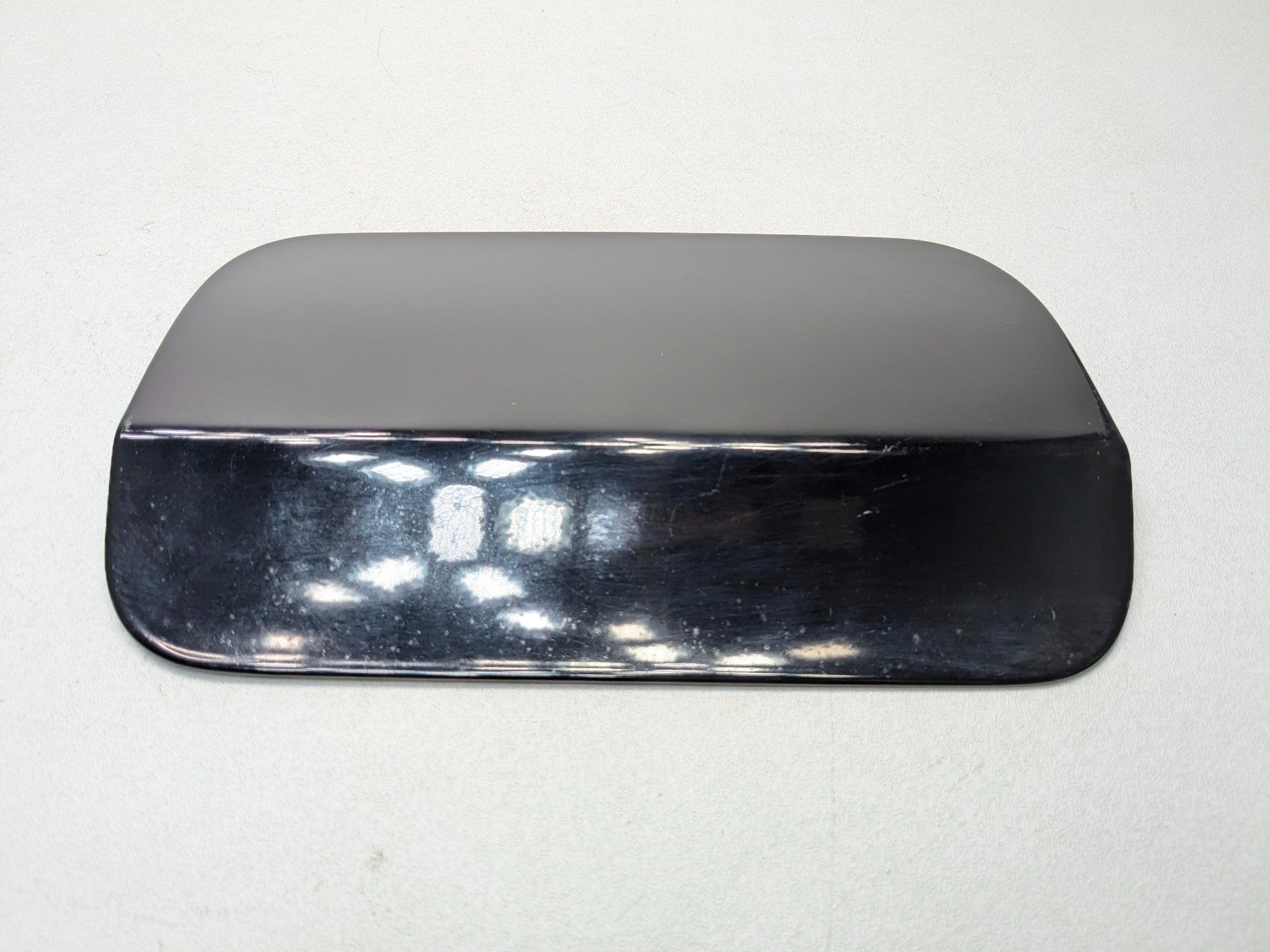 2016 - 2019 OEM BMW 330I GAS FUEL TANK FILLER DOOR LID COVER BLACK