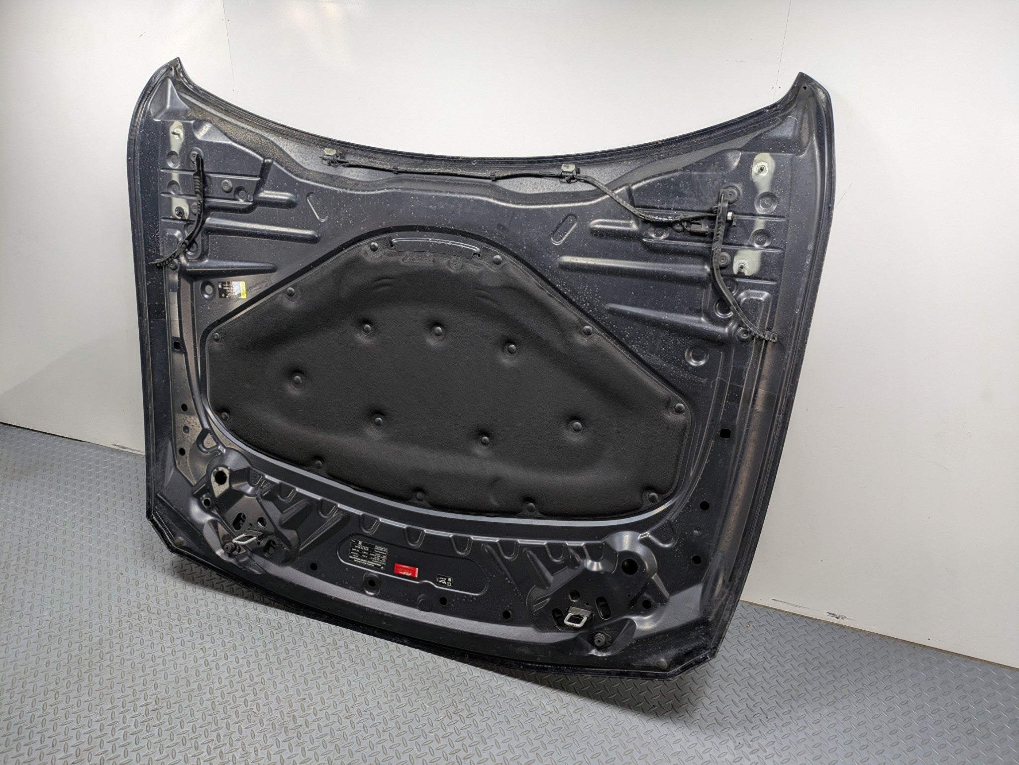 2016 - 2019 OEM BMW 330I FRONT HOOD BONNET SHELL PANEL ASSEMBLY BLACK