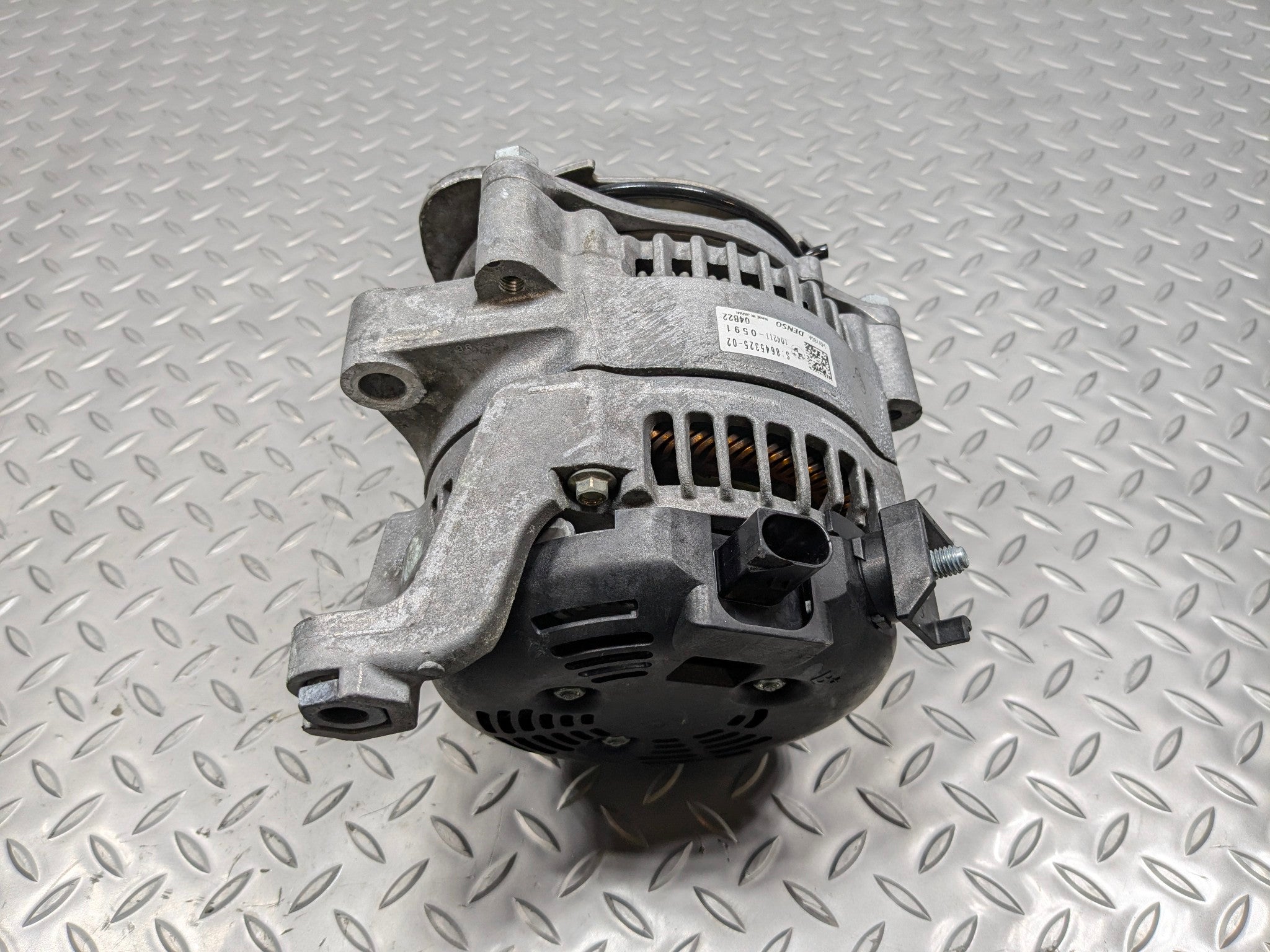 2016 - 2019 OEM BMW 330I ENGINE ALTERNATOR GENERATOR MOTOR ASSEMBLY