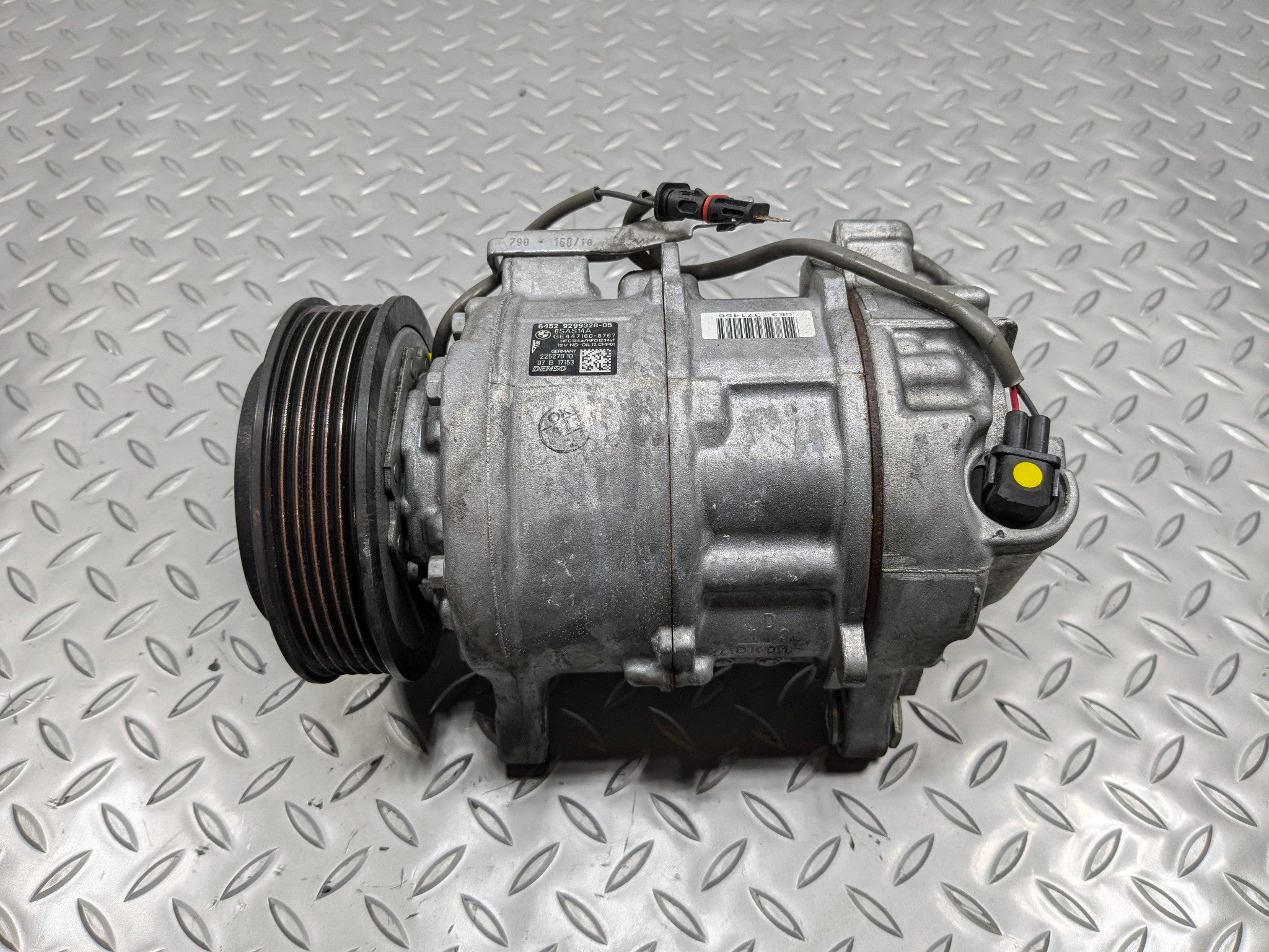 2016 - 2019 OEM BMW 330I AC AIR CONDITIONING AIR COMPRESSOR PUMP