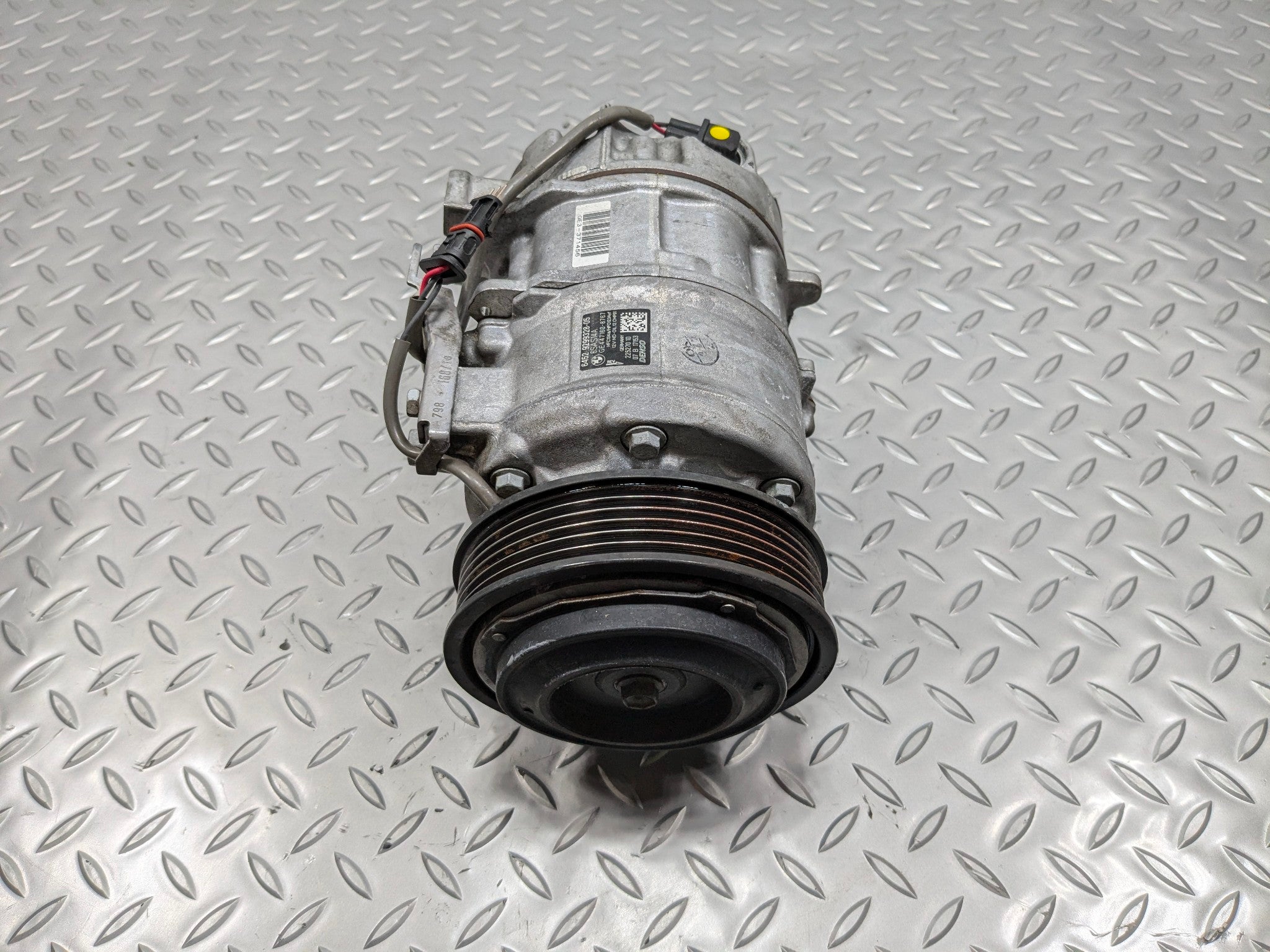 2016 - 2019 OEM BMW 330I AC AIR CONDITIONING AIR COMPRESSOR PUMP
