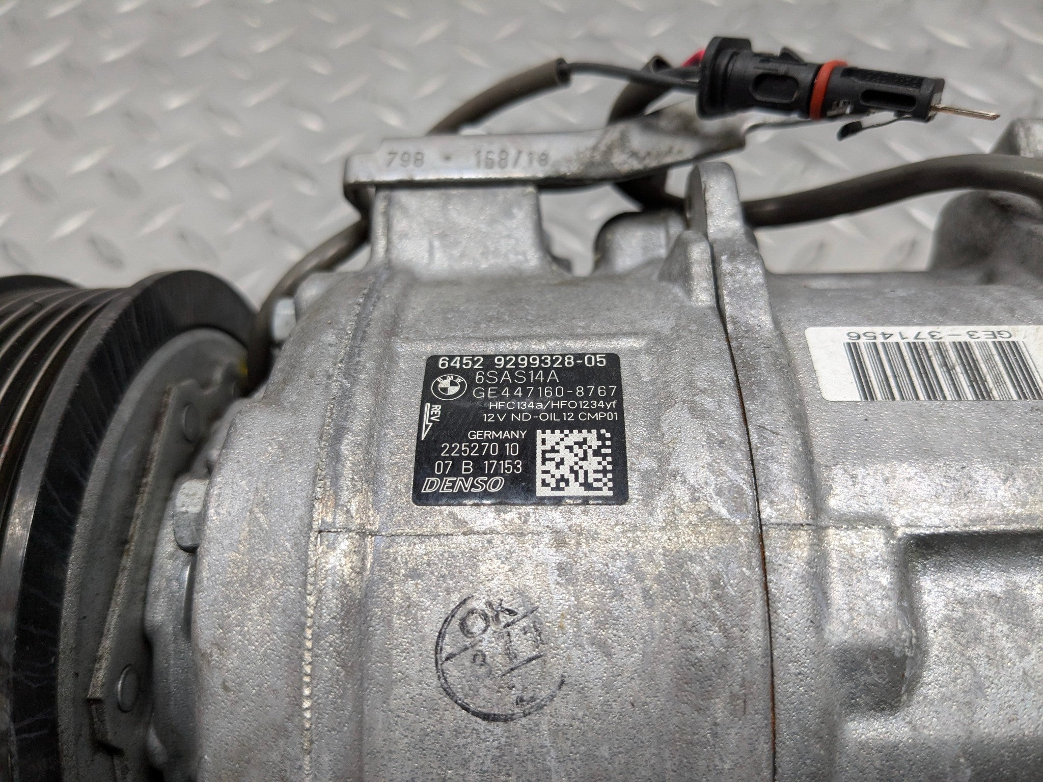 2016 - 2019 OEM BMW 330I AC AIR CONDITIONING AIR COMPRESSOR PUMP