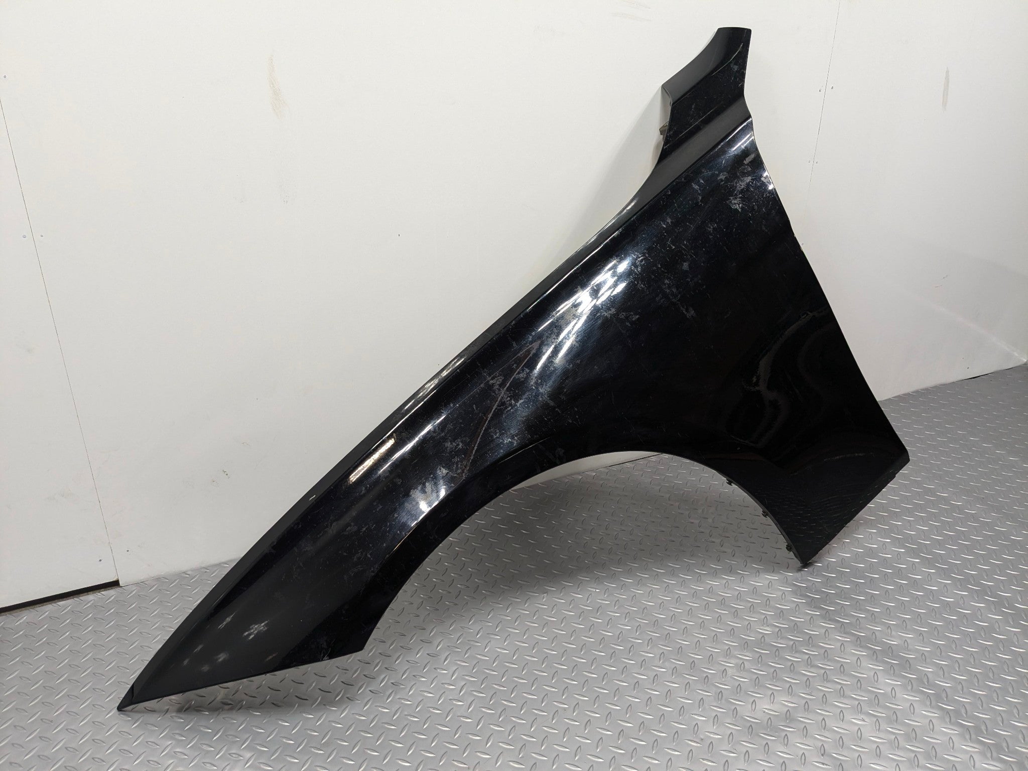 2016 - 2019 OEM BMW 330I FRONT LEFT DRIVER SIDE FENDER PANEL BLACK