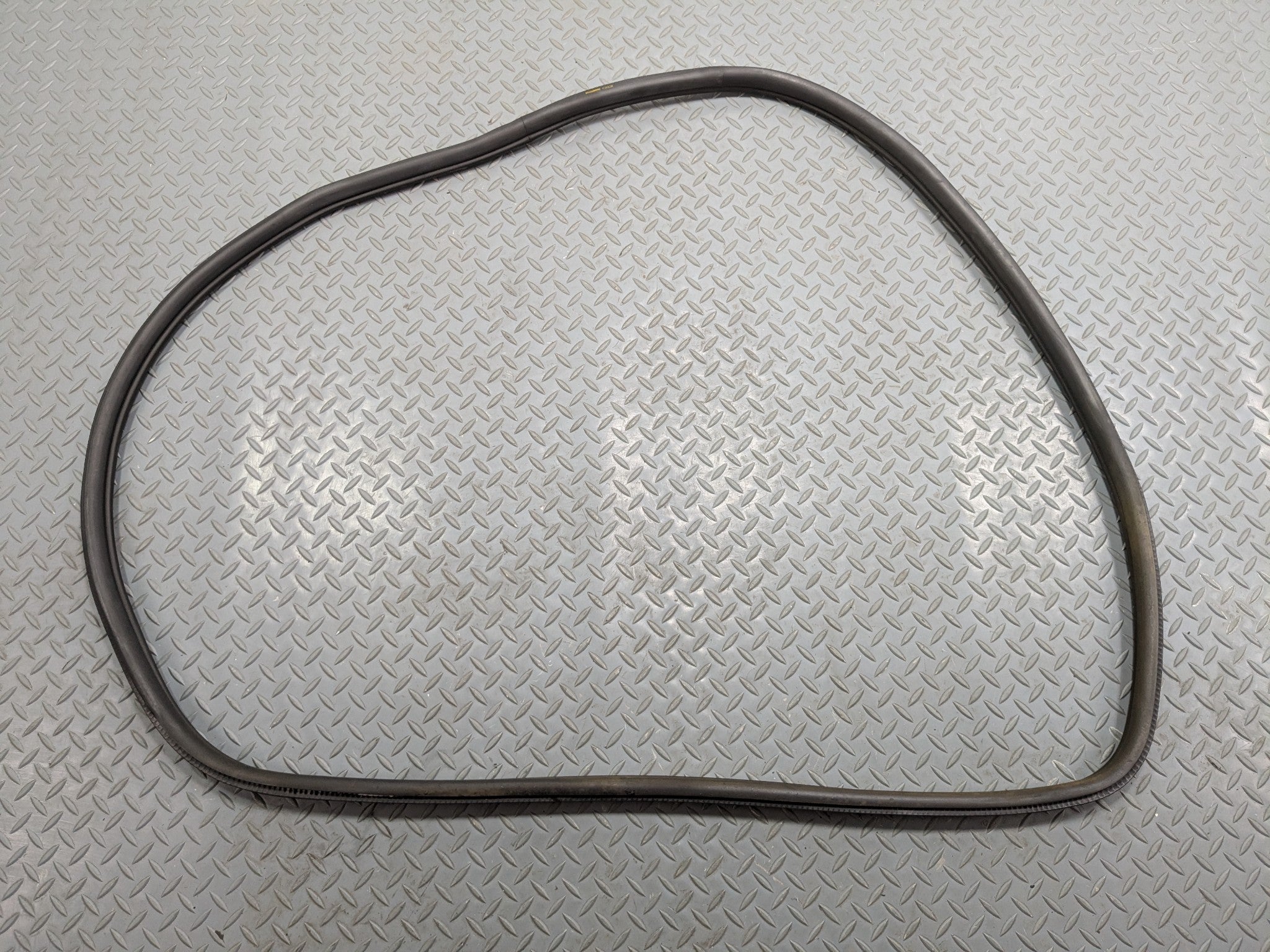 2016 - 2019 OEM BMW 330I REAR RIGHT SIDE DOOR SEAL WEATHER STRIPPING RUBBER