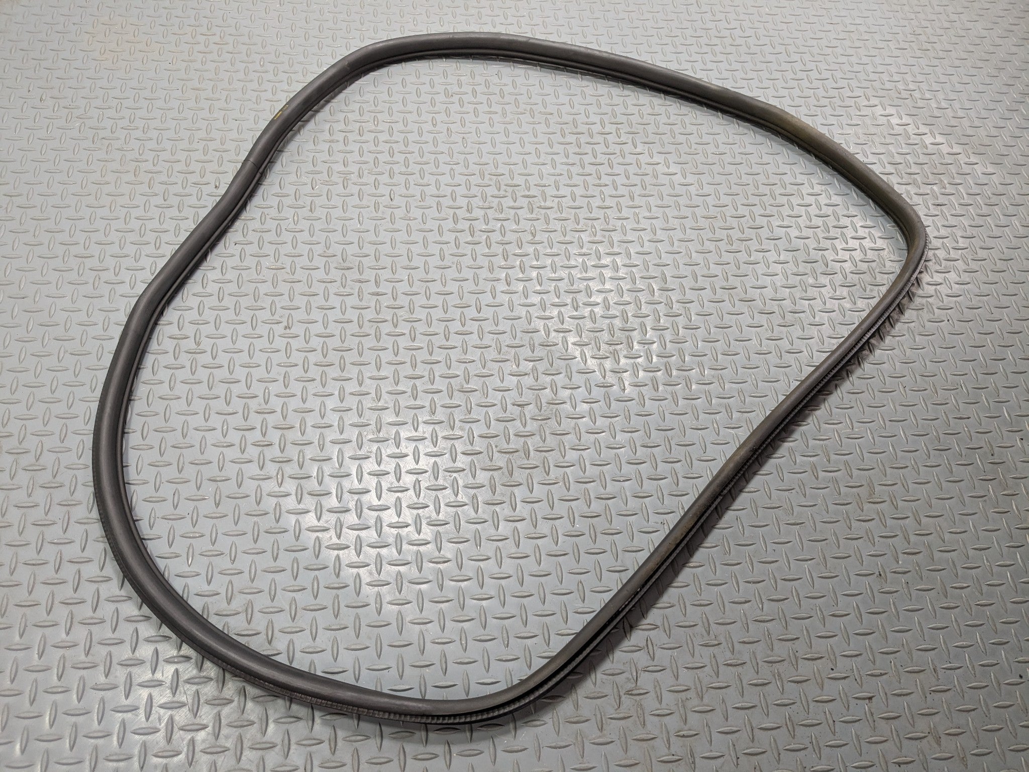 2016 - 2019 OEM BMW 330I REAR RIGHT SIDE DOOR SEAL WEATHER STRIPPING RUBBER