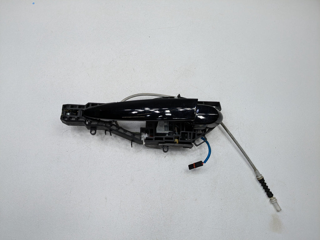 2016 - 2019 OEM BMW 330I REAR LEFT DRIVER SIDE EXTERIOR DOOR HANDLE BLACK