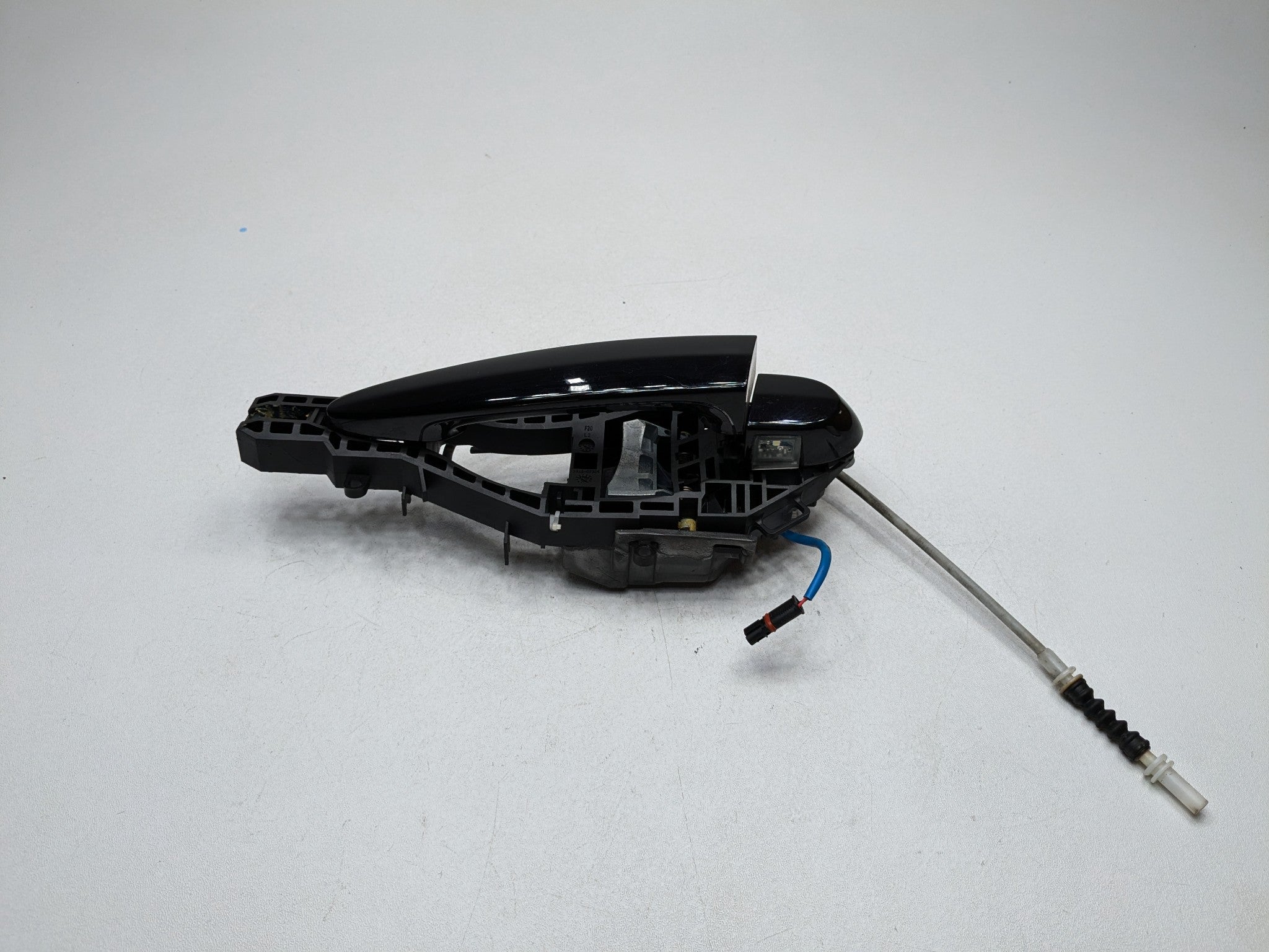 2016 - 2019 OEM BMW 330I REAR LEFT DRIVER SIDE EXTERIOR DOOR HANDLE BLACK