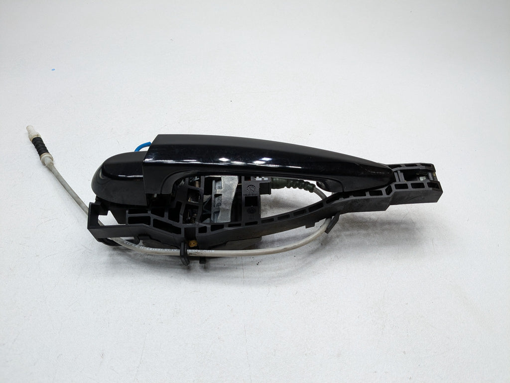 2016 - 2019 OEM BMW 330I REAR LEFT DRIVER SIDE EXTERIOR DOOR HANDLE BLACK