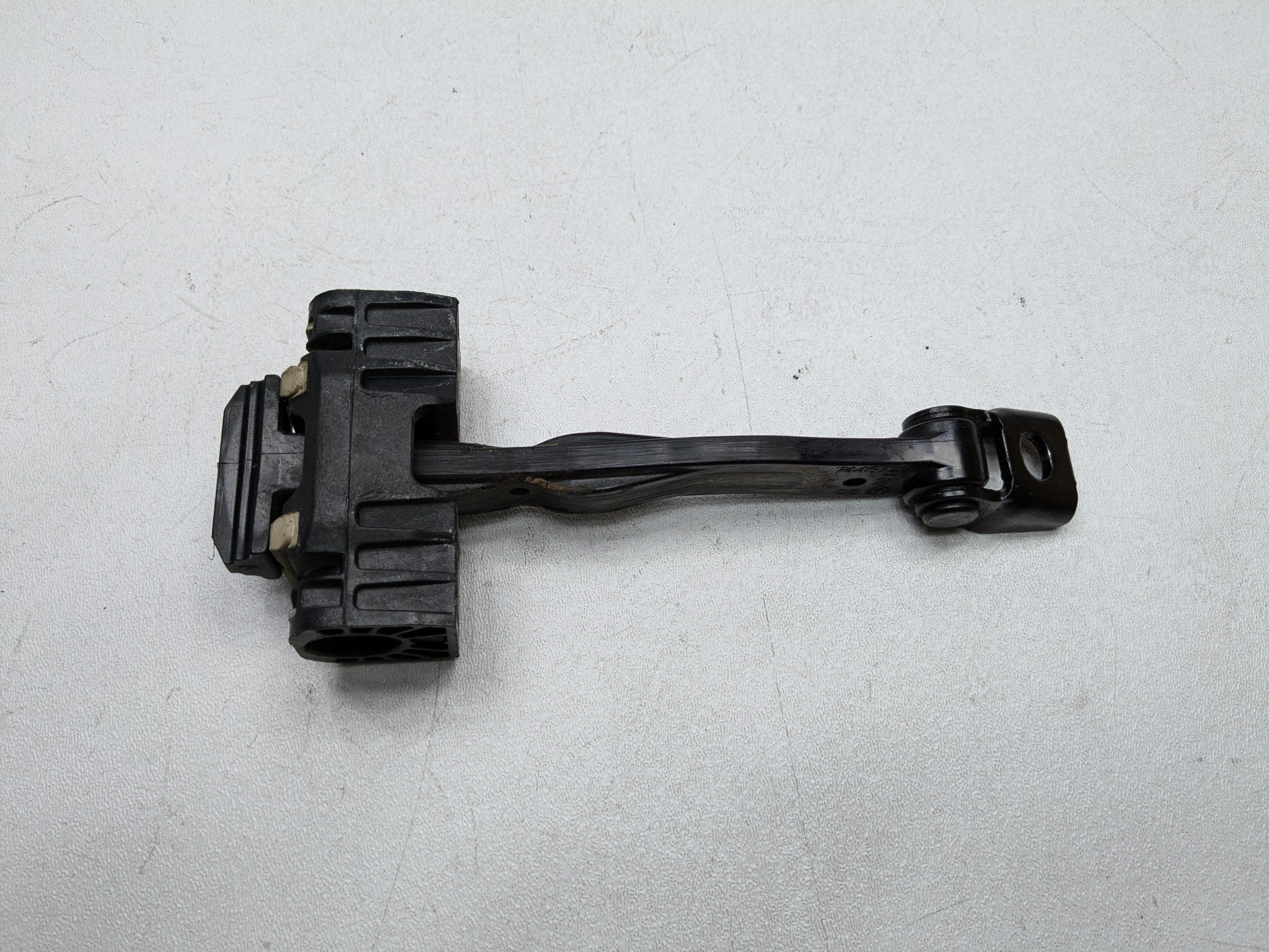 2016 - 2019 OEM BMW 330I REAR LEFT DRIVER SIDE DOOR CHECK STRAP STOPPER