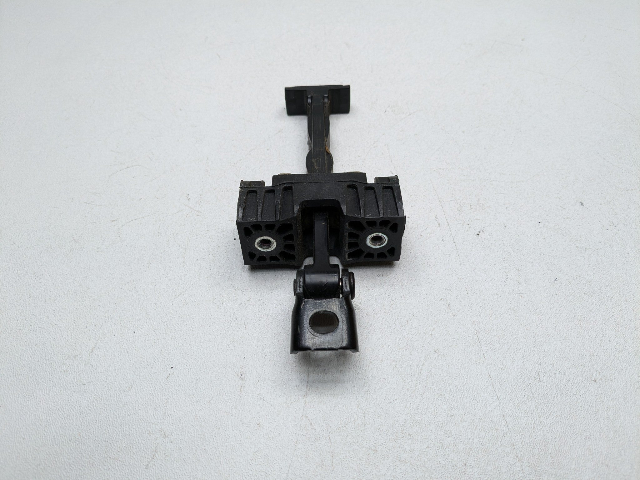2016 - 2019 OEM BMW 330I REAR RIGHT PASSENGER SIDE DOOR CHECK STRAP STOPPER