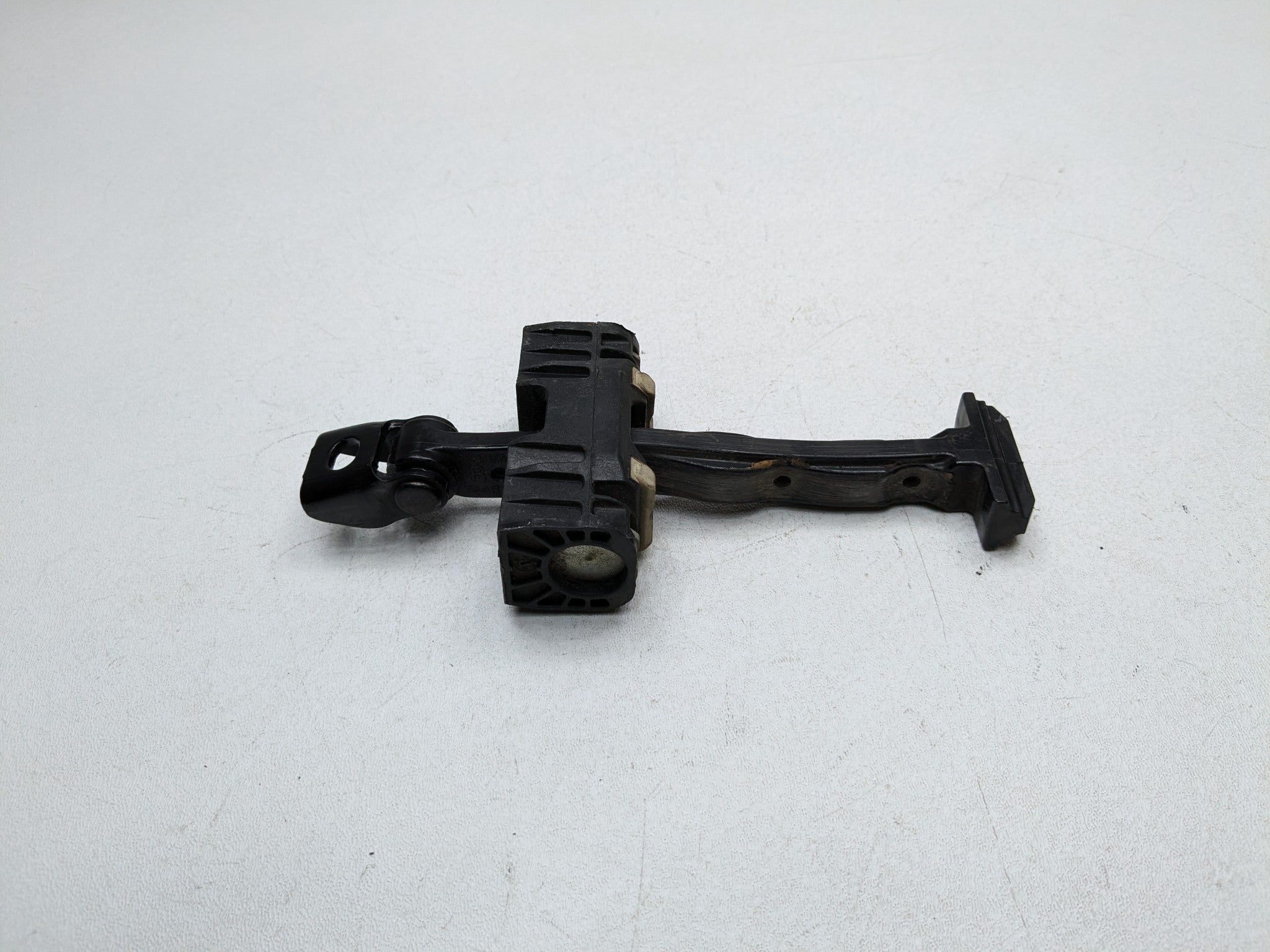 2016 - 2019 OEM BMW 330I REAR RIGHT PASSENGER SIDE DOOR CHECK STRAP STOPPER
