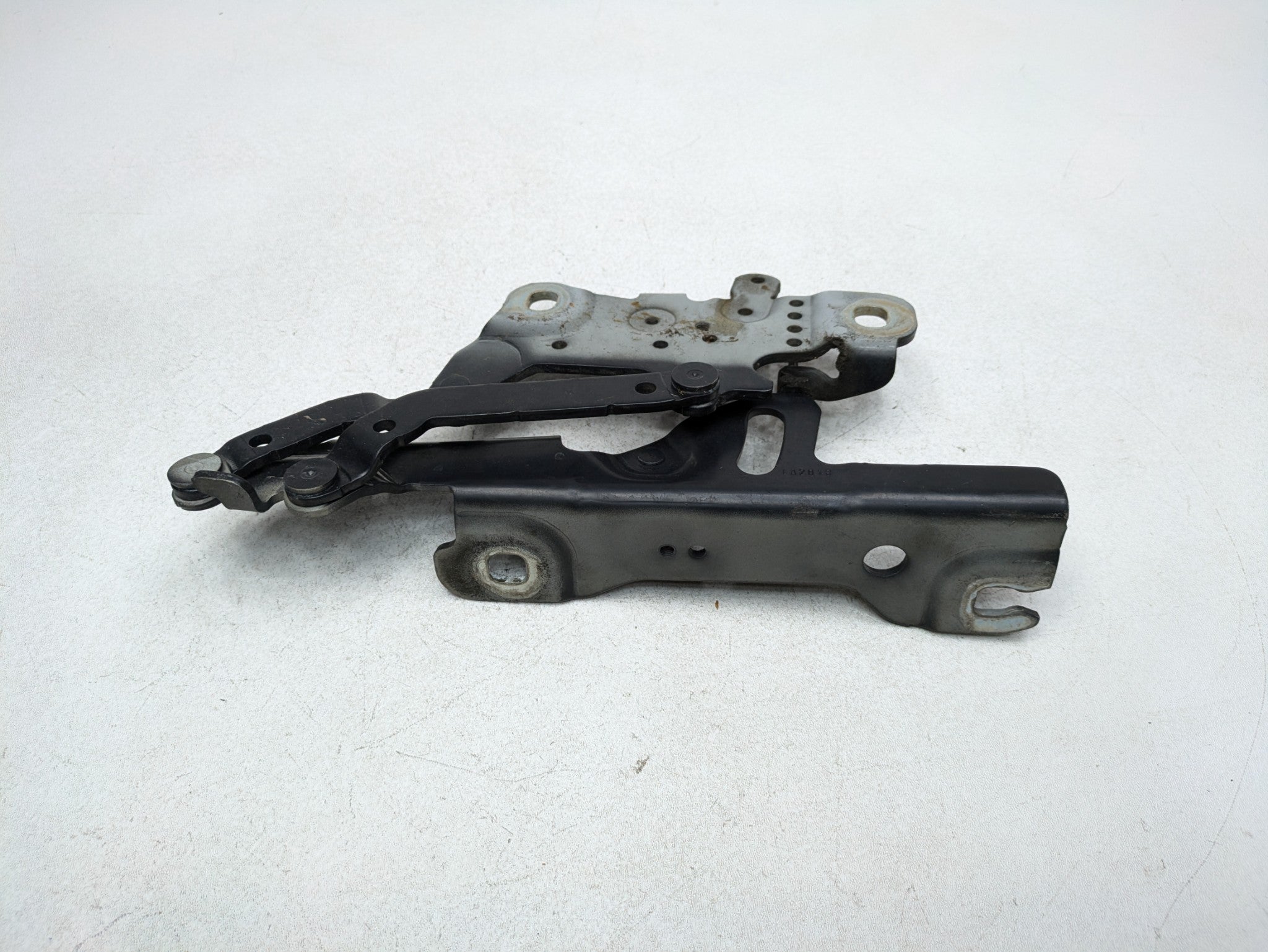 2016 - 2019 OEM BMW 330I FRONT LEFT DRIVER SIDE HOOD BONNET HINGE SUPPORT