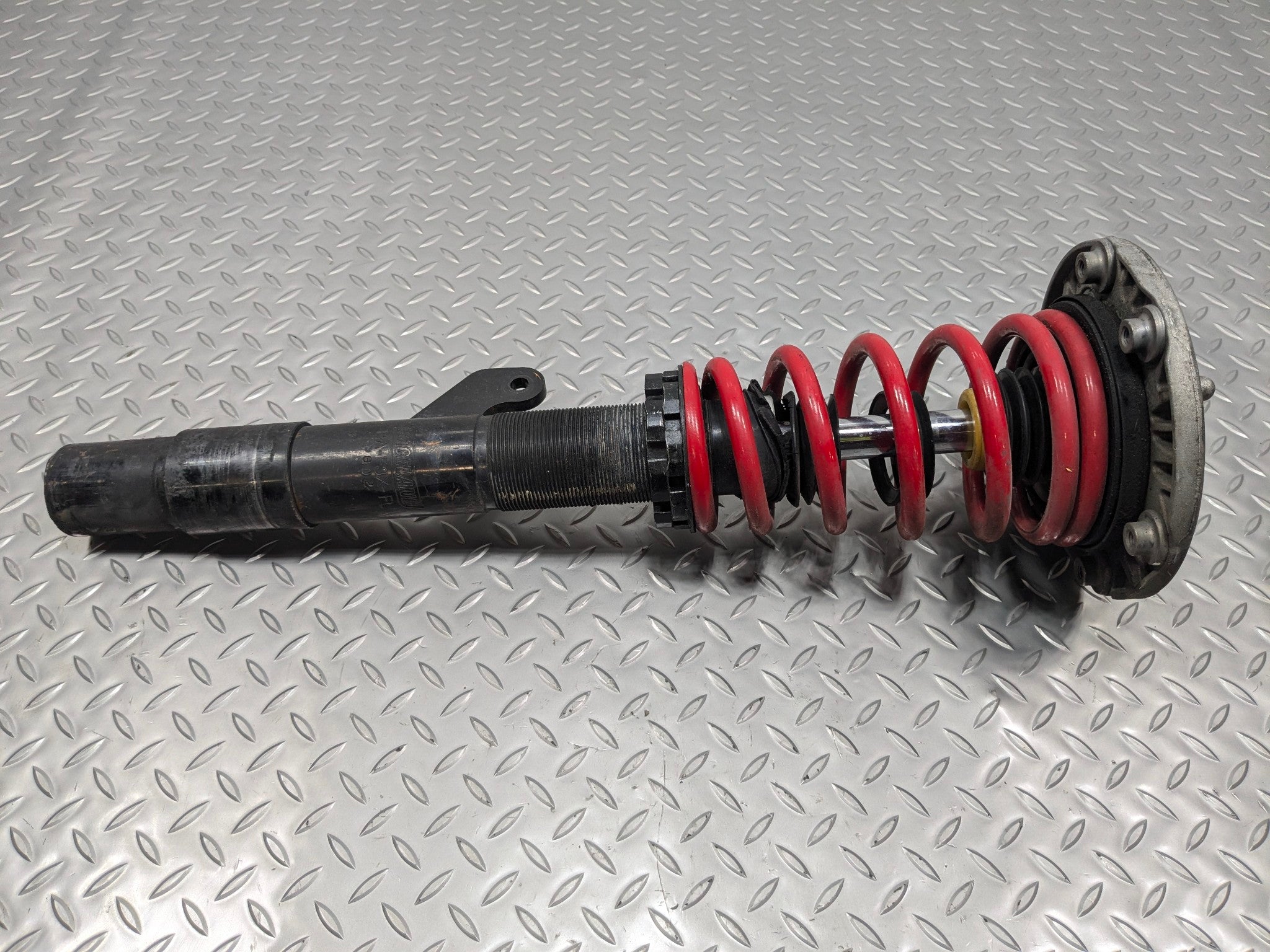 2016 - 2019 OEM BMW 330I FRONT RIGHT SHOCK ABSORBER STRUT RWD WITHOUT ADAPTIVE
