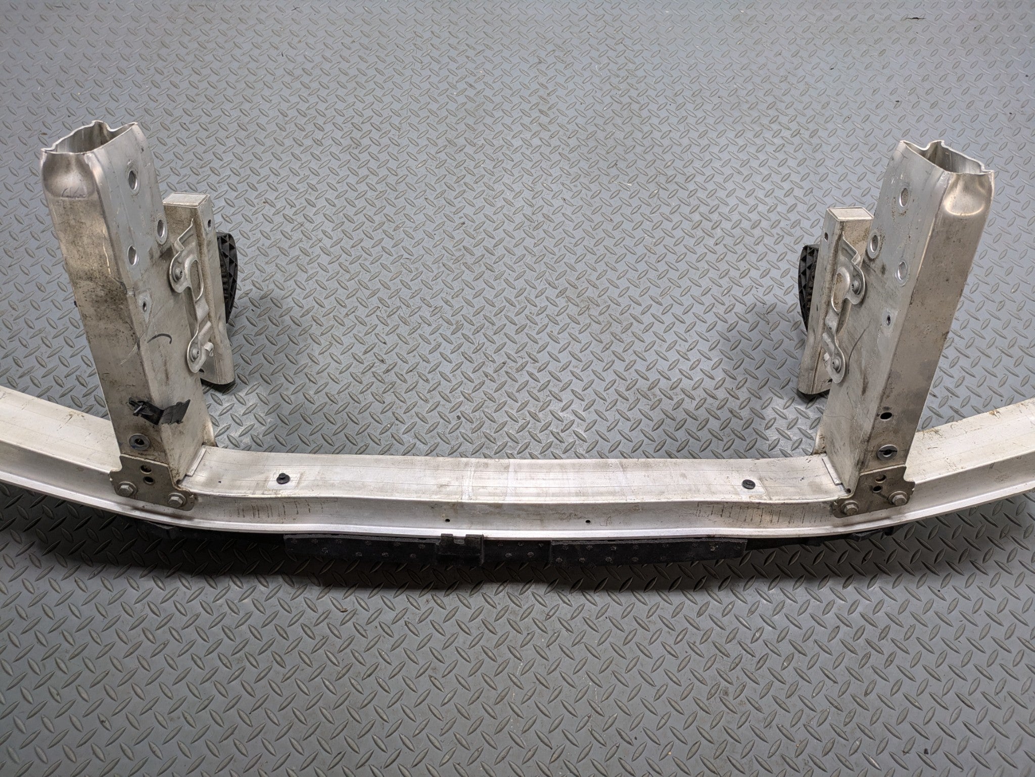 2016 - 2019 OEM BMW 330I FRONT BUMPER REINFORCEMENT WITH IMPACT ABSORBER FOAM