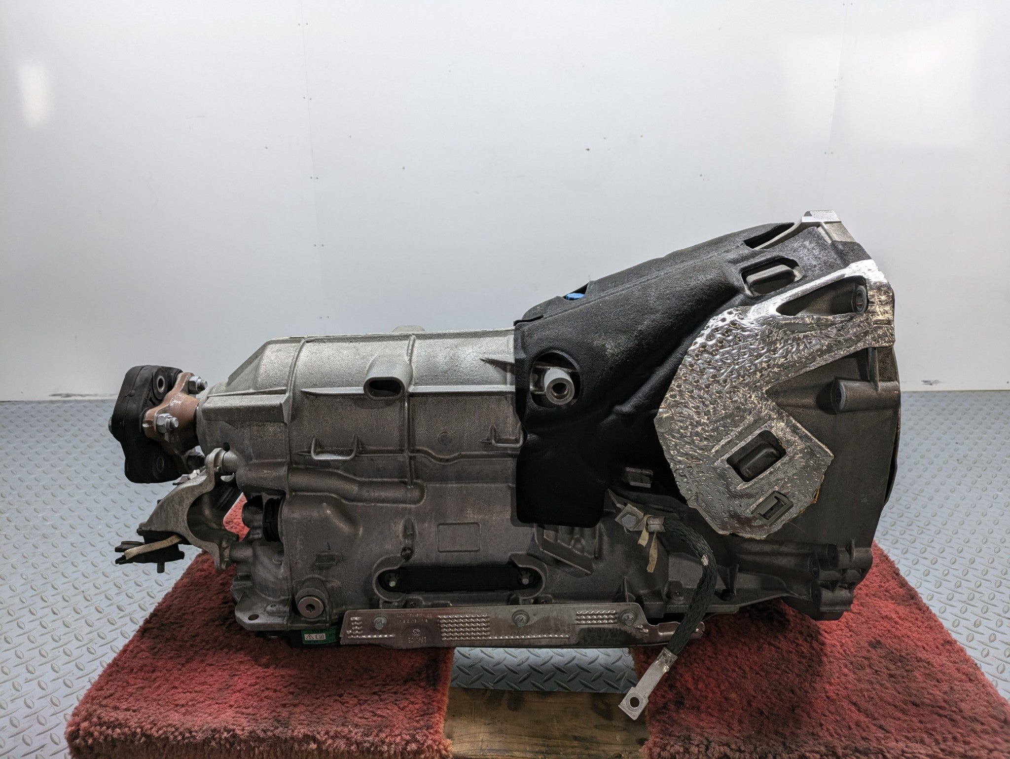 2016 - 2019 OEM BMW 330I 2.0L 8-SPEED AUTOMATIC TRANSMISSION ASSEMBLY