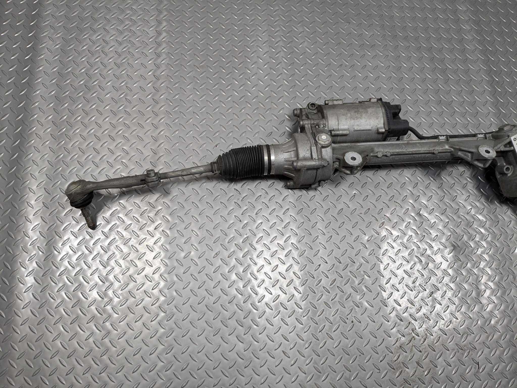 2016 - 2019 OEM BMW 330I ELECTRIC POWER STEERING GEAR RACK AND PINION ASSEMBLY