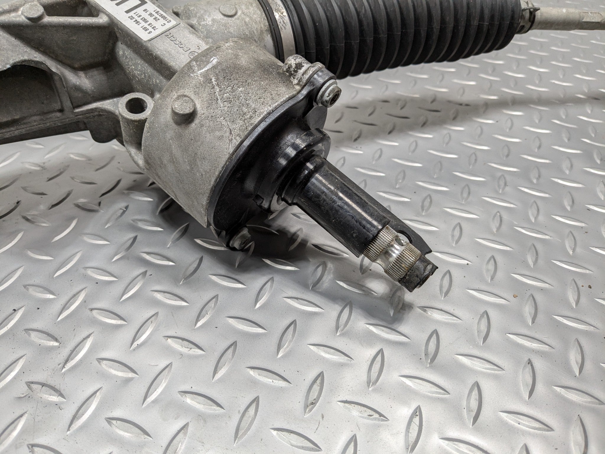 2016 - 2019 OEM BMW 330I ELECTRIC POWER STEERING GEAR RACK AND PINION ASSEMBLY