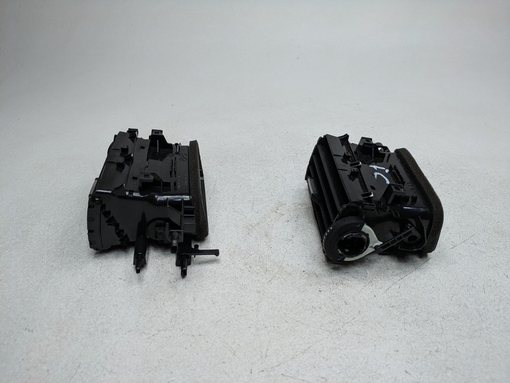 2016 - 2019 OEM BMW 330I FRONT CENTER DASH FRESH AIR VENT UNIT
