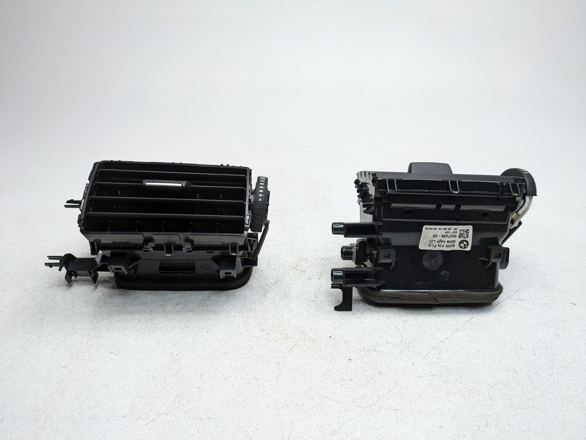 2016 - 2019 OEM BMW 330I FRONT CENTER DASH FRESH AIR VENT UNIT